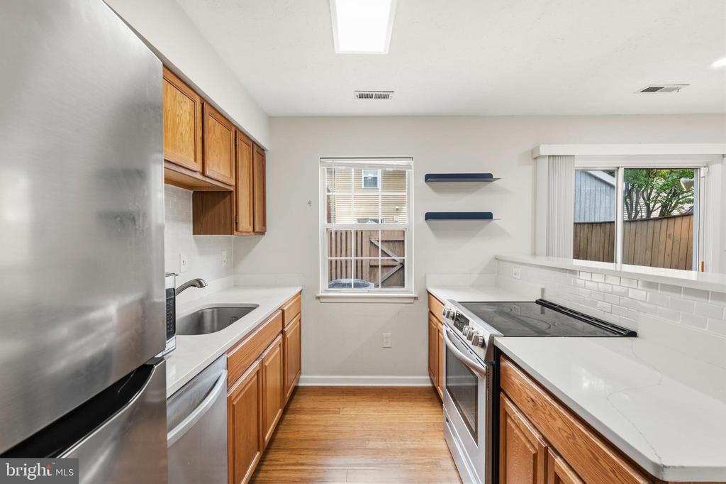 15711 AMBIANCE DRIVE