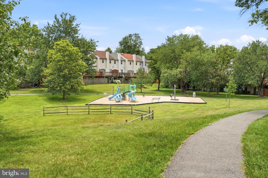 15711 AMBIANCE DRIVE