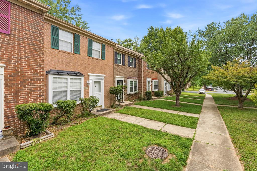15711 AMBIANCE DRIVE