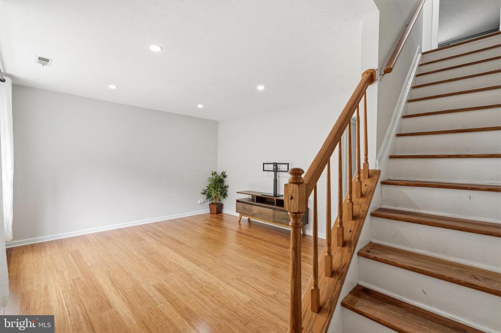 15711 AMBIANCE DRIVE