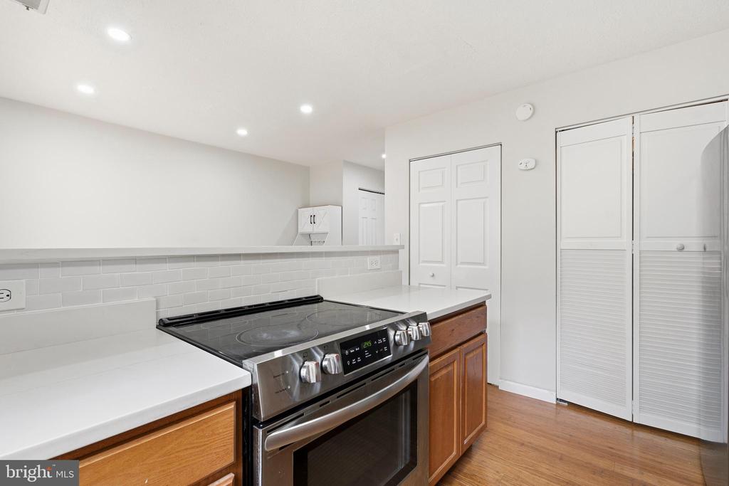 15711 AMBIANCE DRIVE