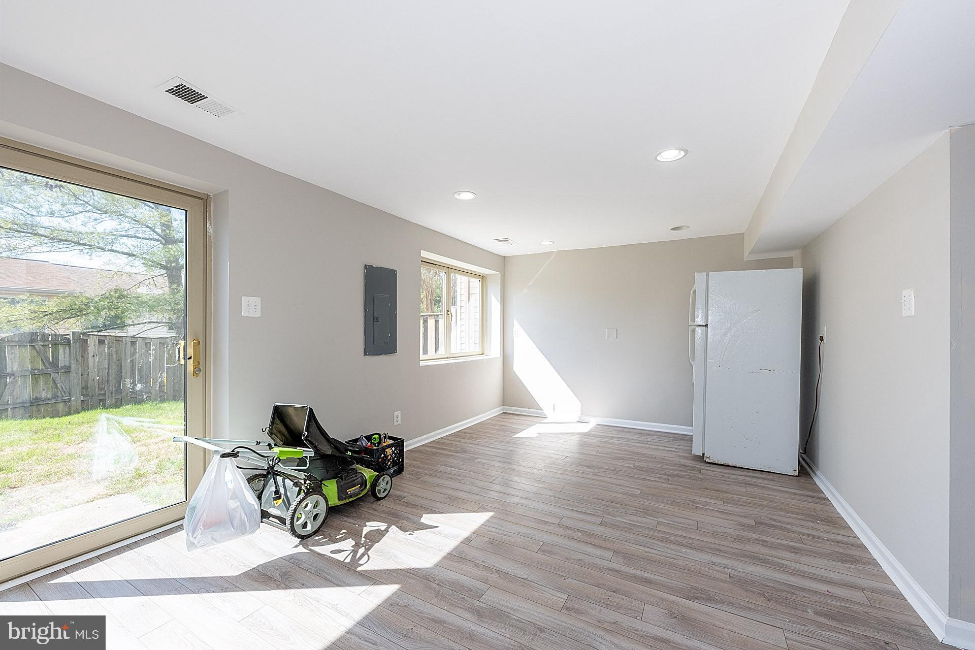 8109 BURKART COURT