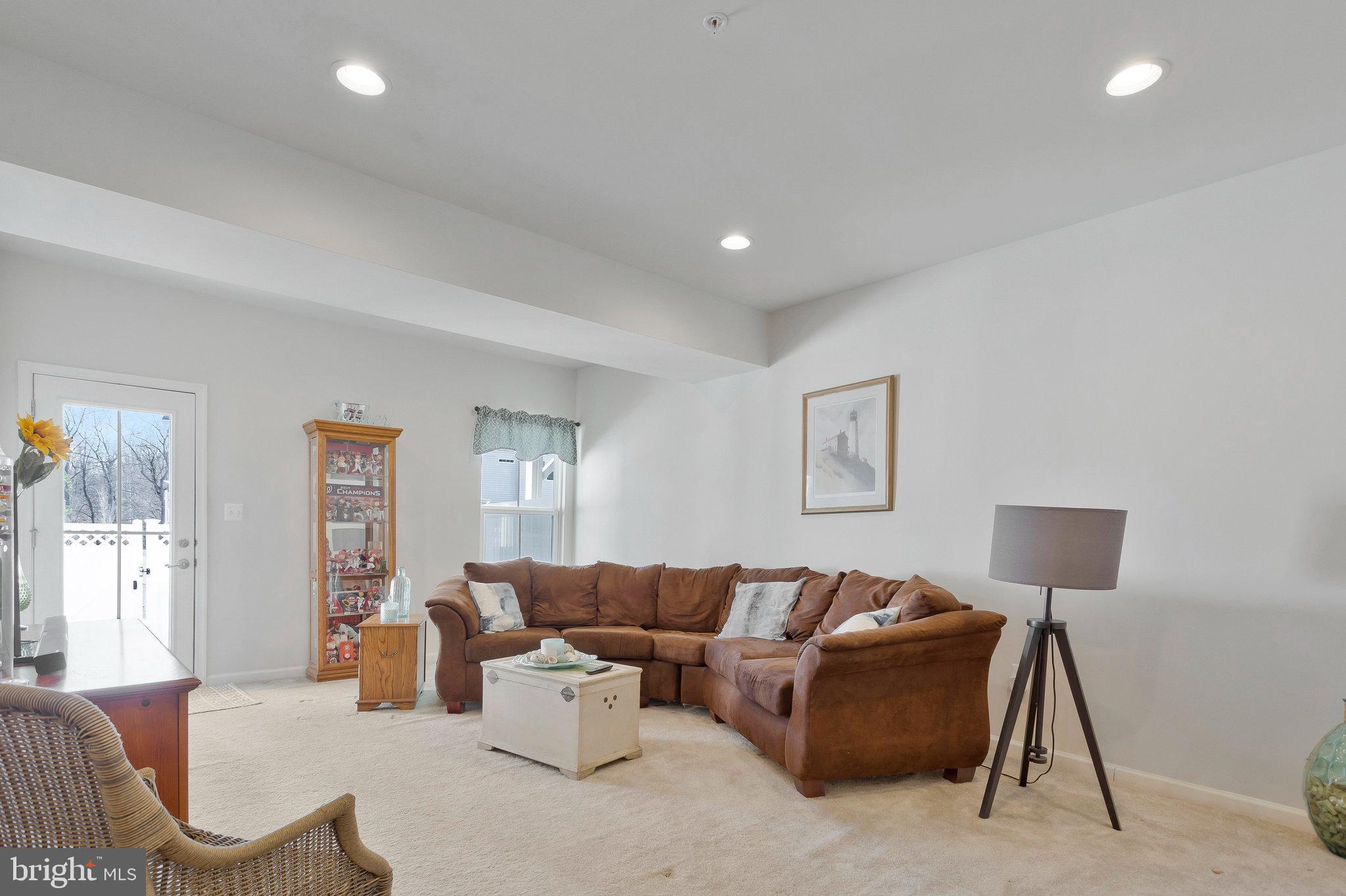 2802 MEDSTEAD LANE