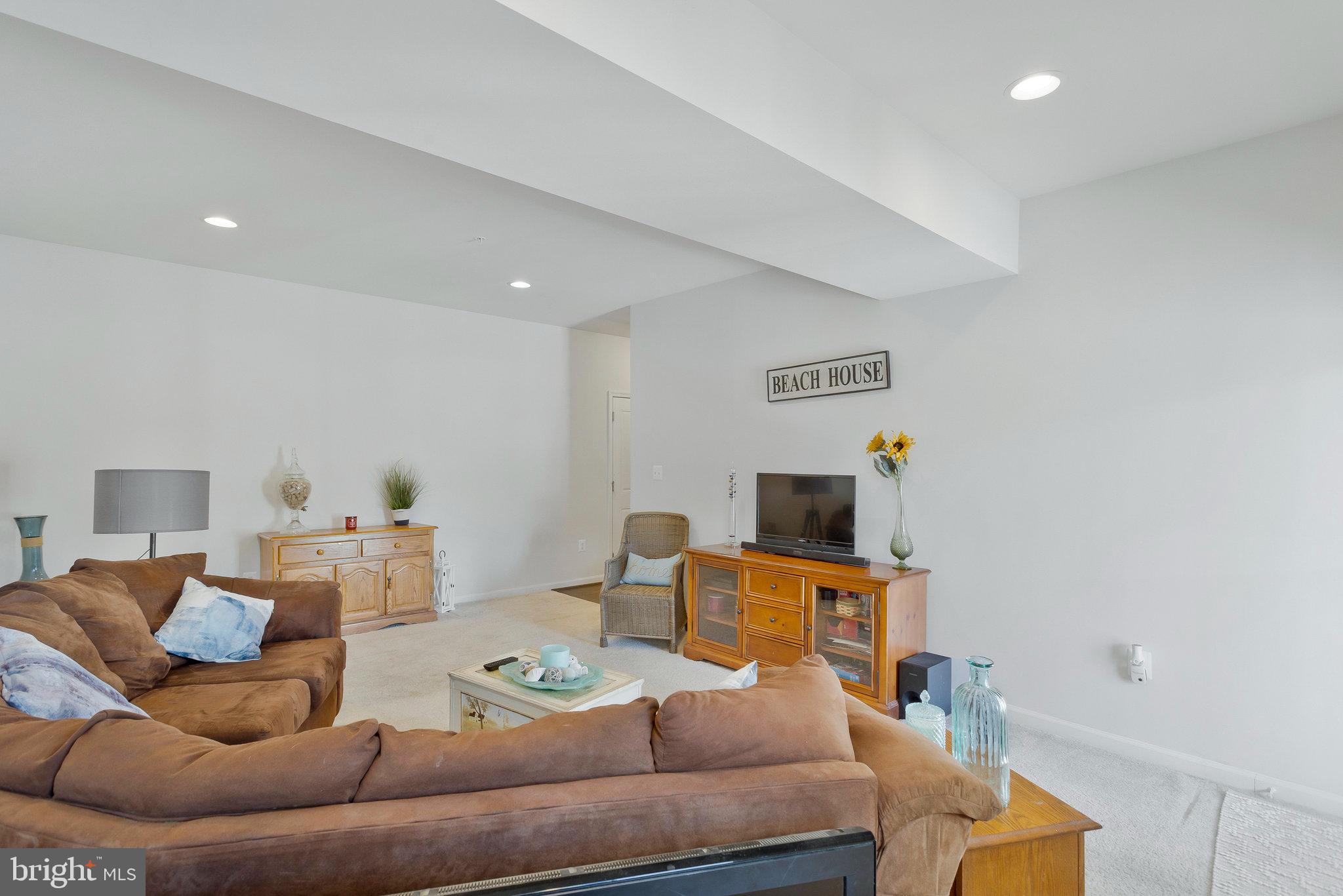 2802 MEDSTEAD LANE
