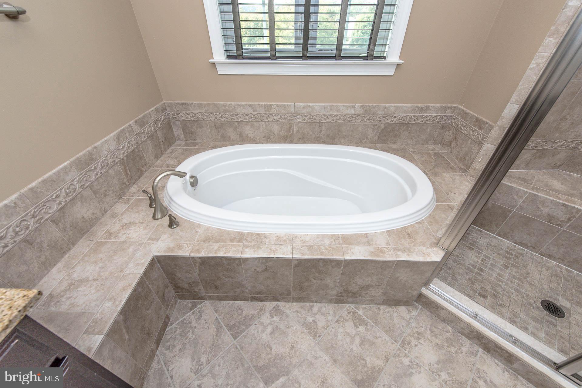 4928 MATAPEAKES BOUNTY DRIVE
