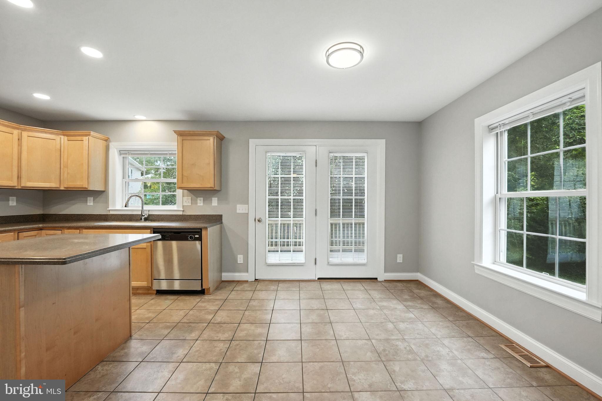 2134 S LOWELL STREET