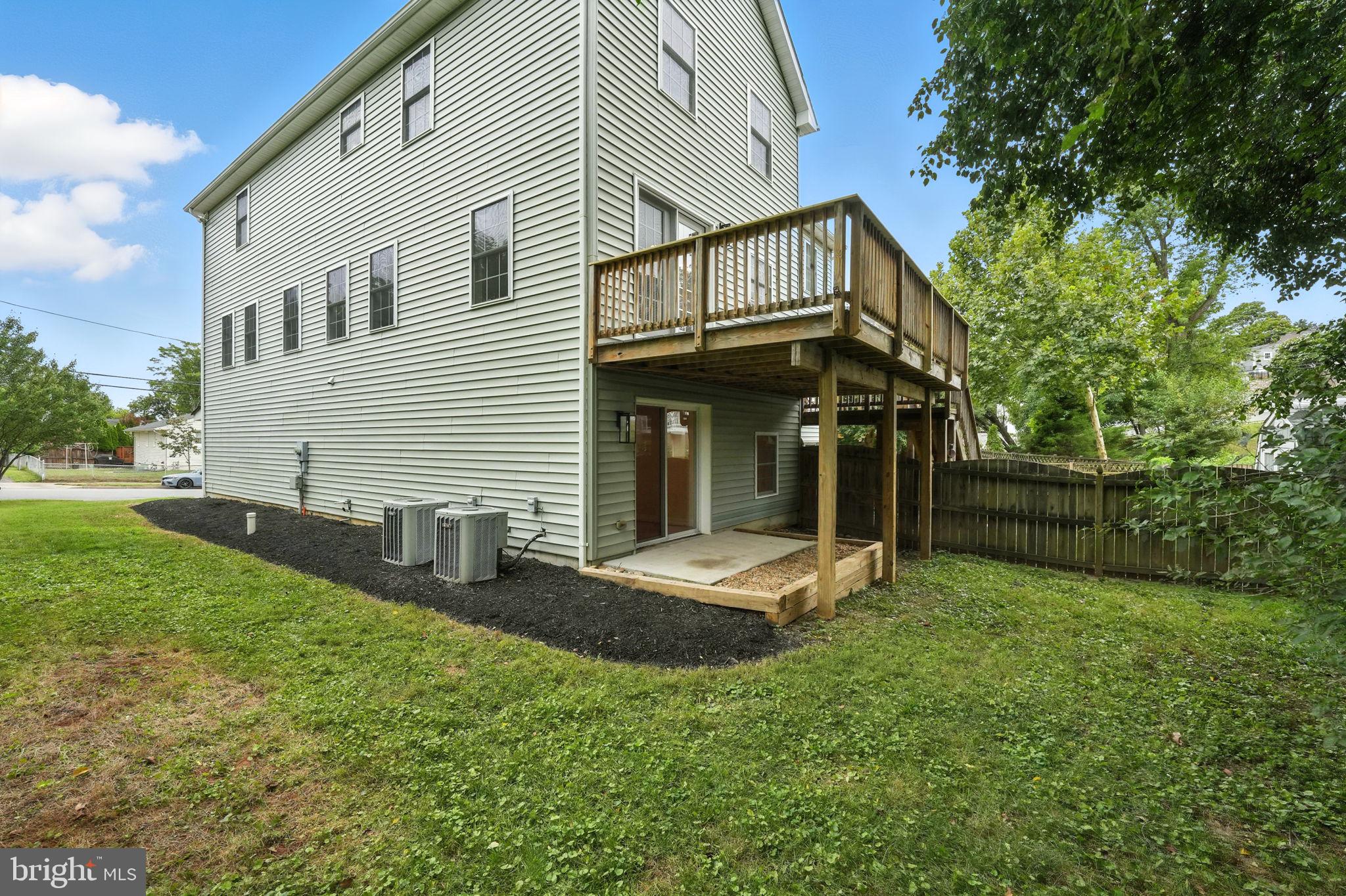 2134 S LOWELL STREET