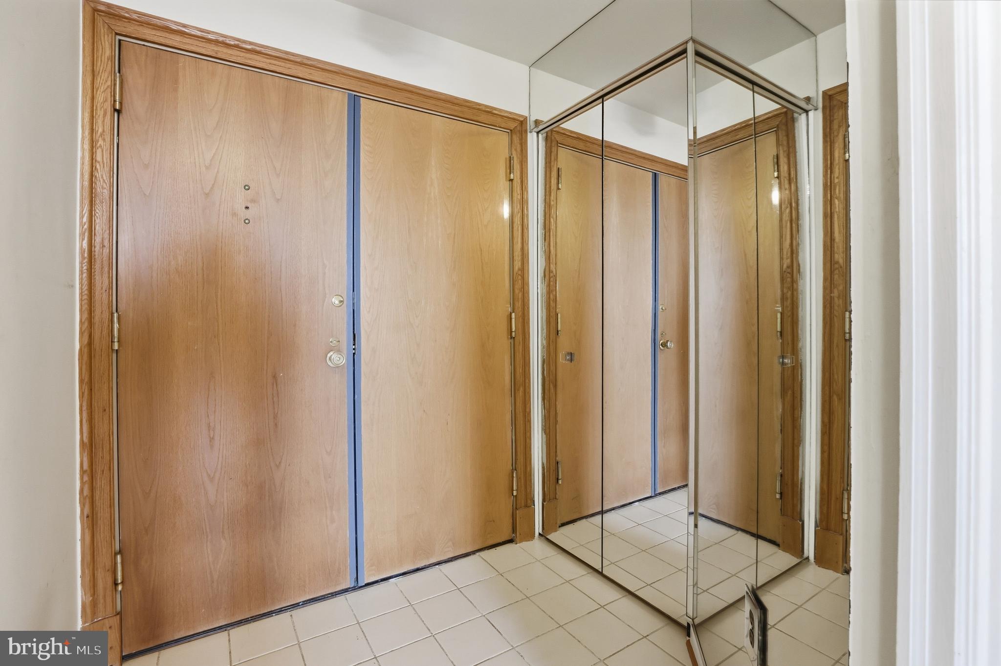 1301 N COURTHOUSE ROAD N 1804