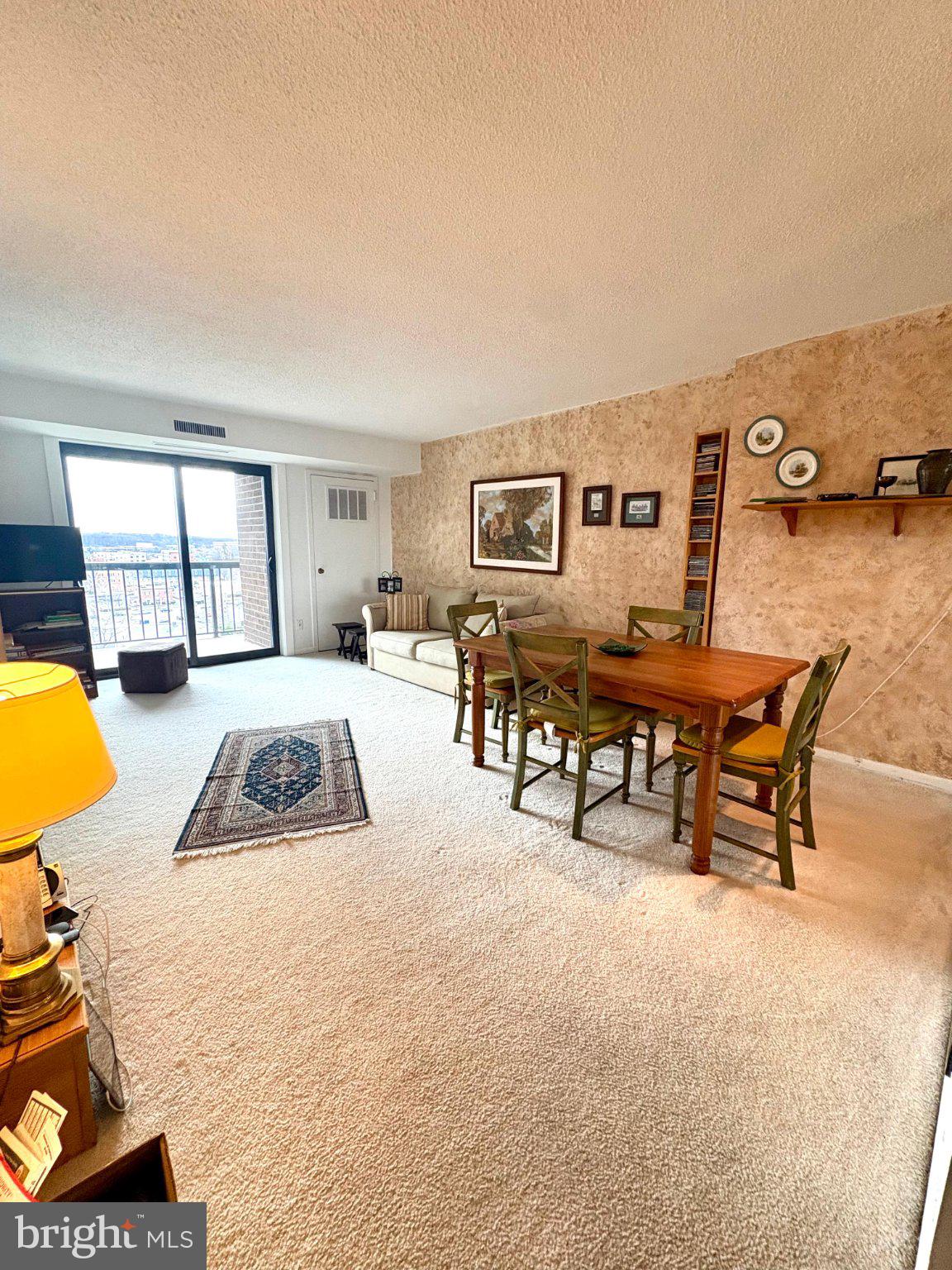 200 PICKETT STREET N 1114