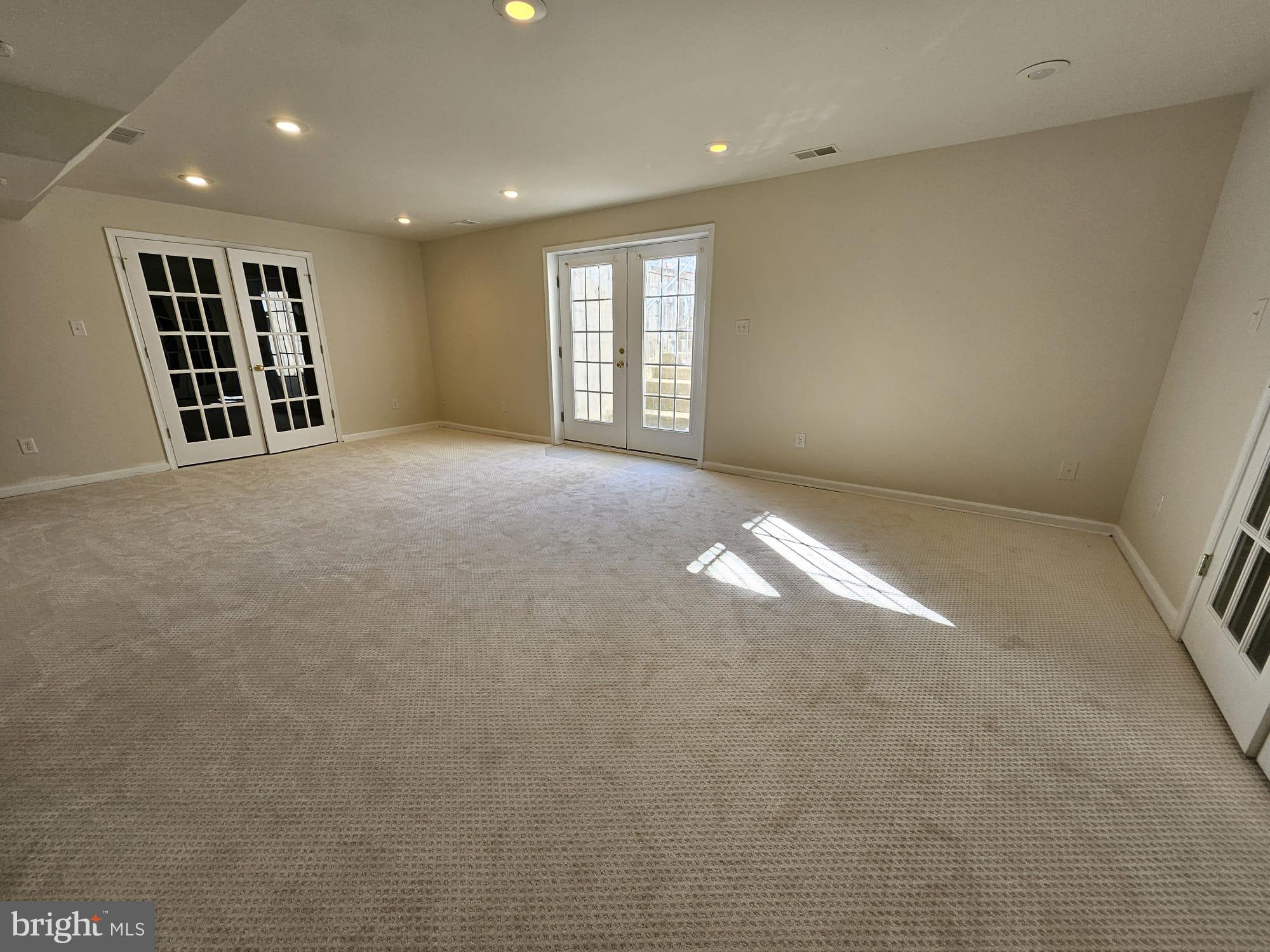 413 FREMONT COURT