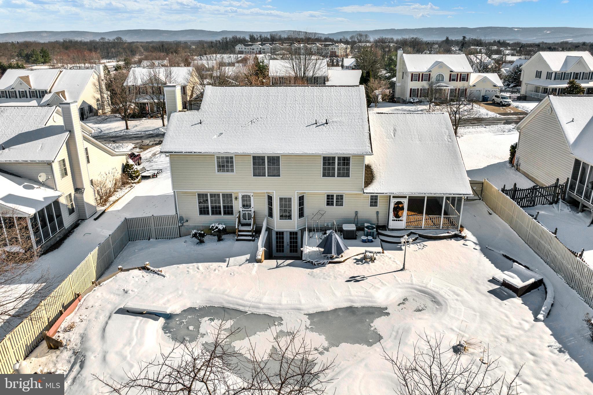 413 FREMONT COURT