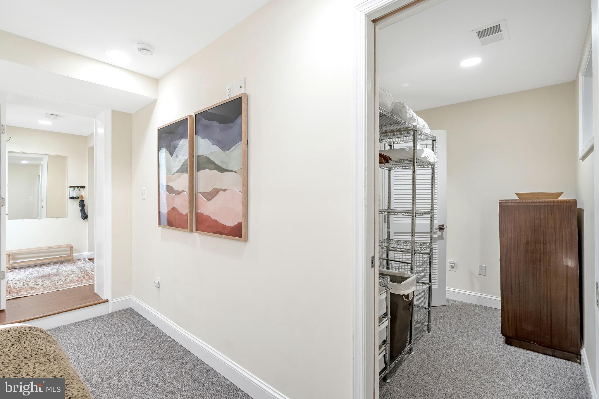 968 N ROCHESTER STREET