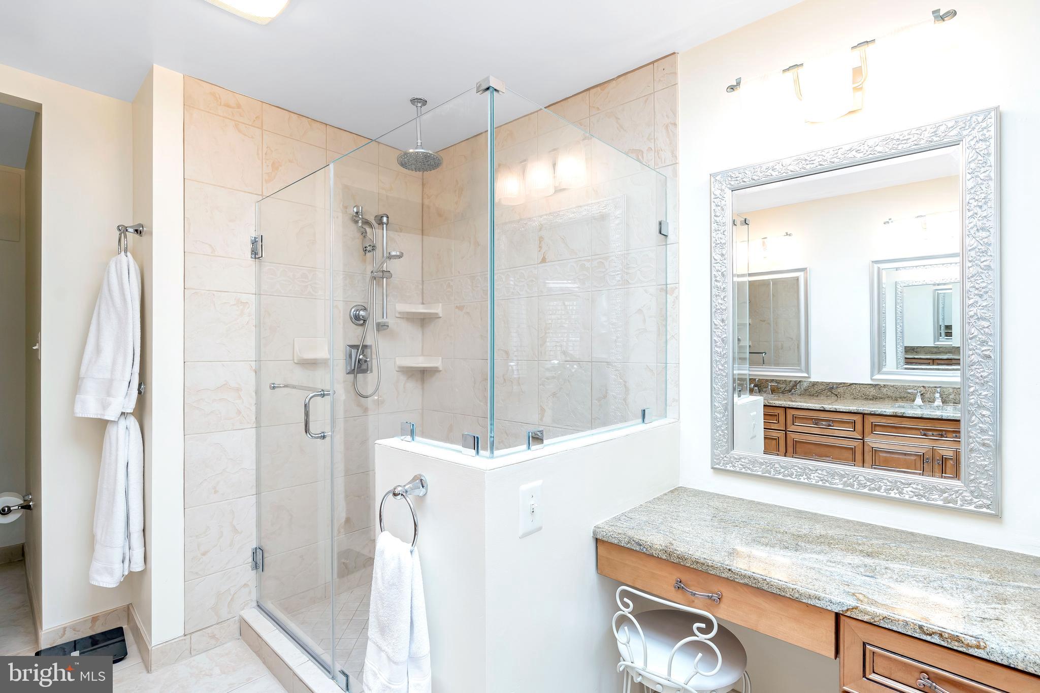 968 N ROCHESTER STREET