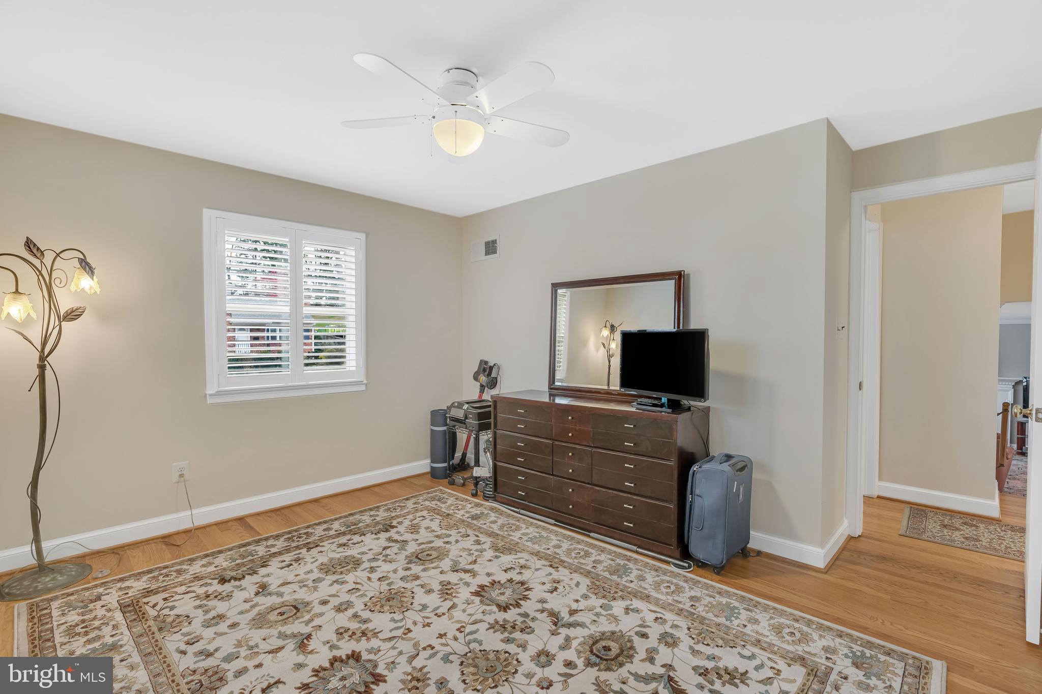 968 N ROCHESTER STREET