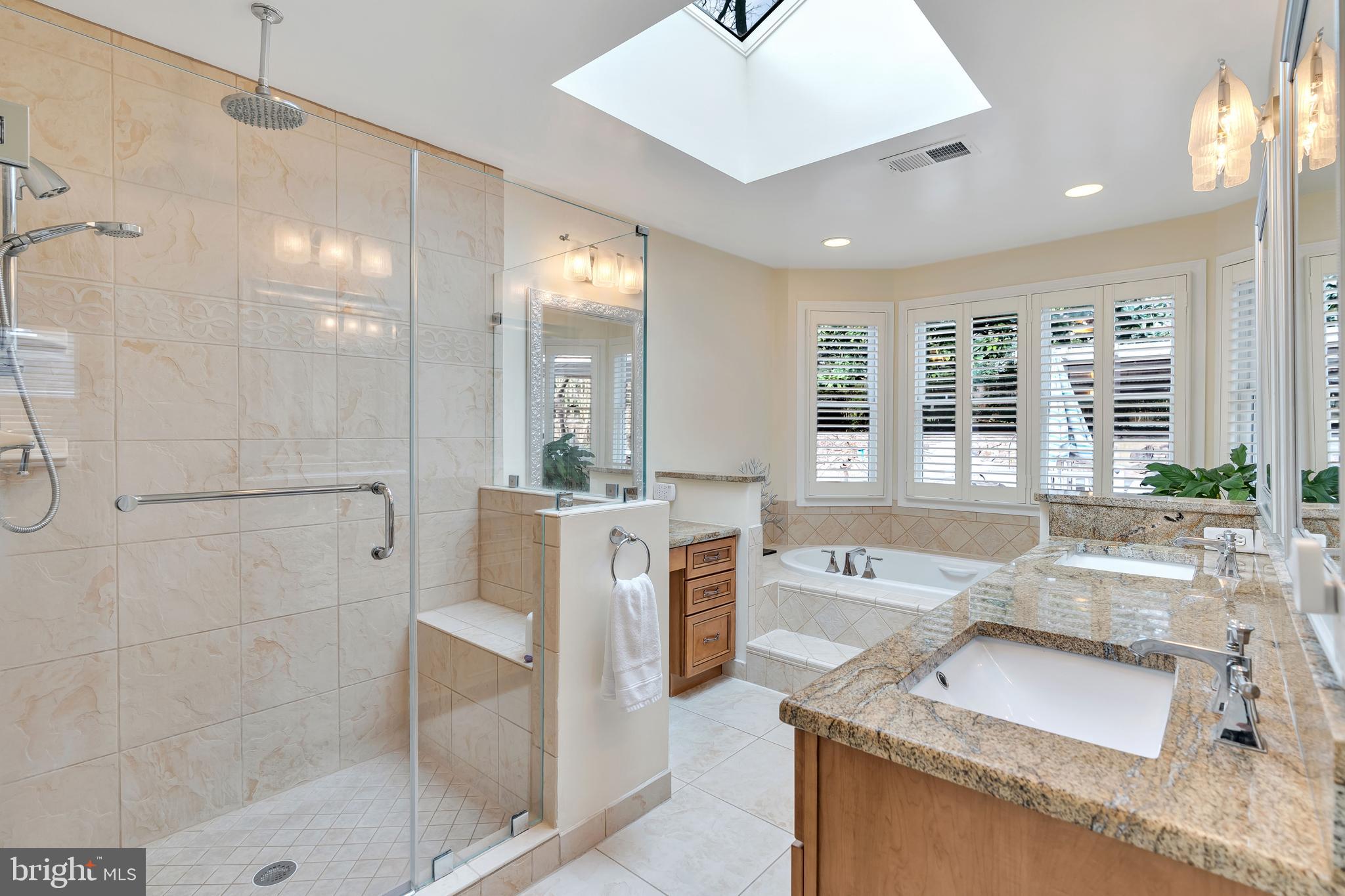 968 N ROCHESTER STREET