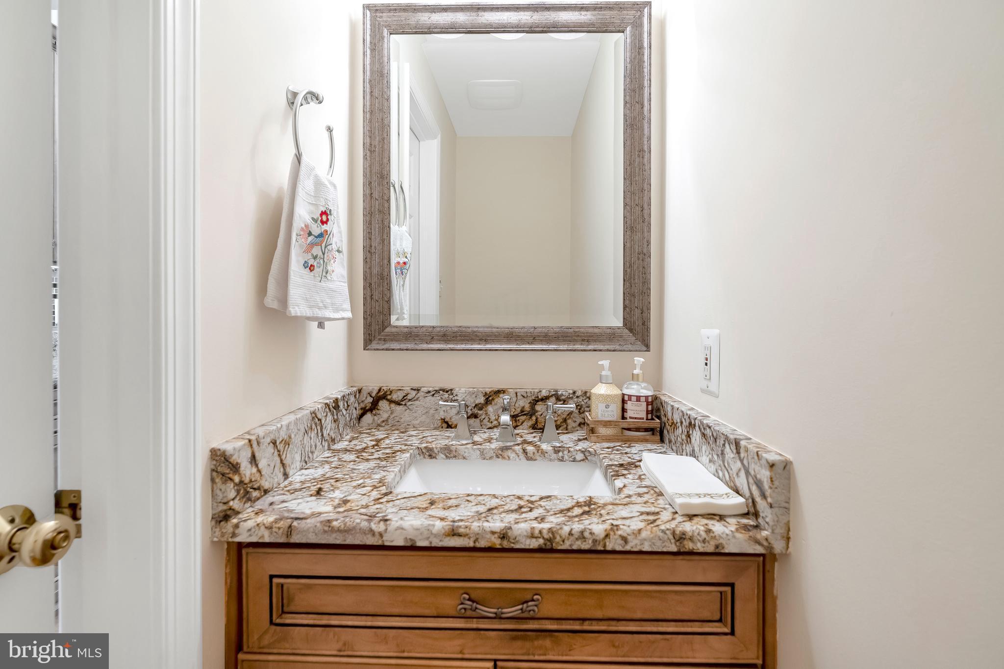 968 N ROCHESTER STREET