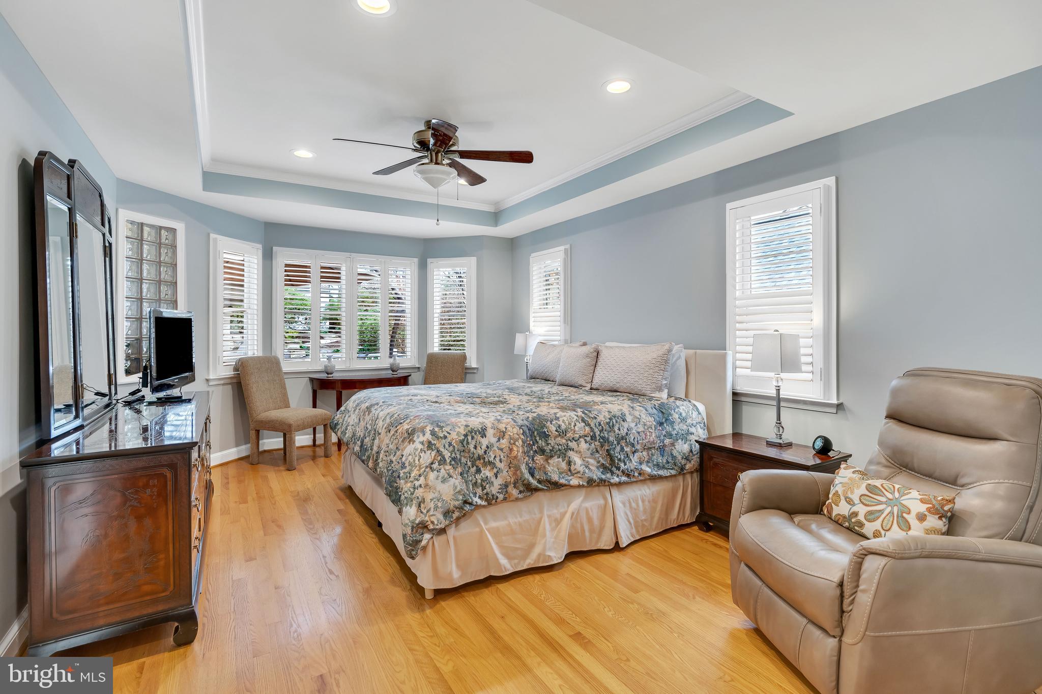 968 N ROCHESTER STREET