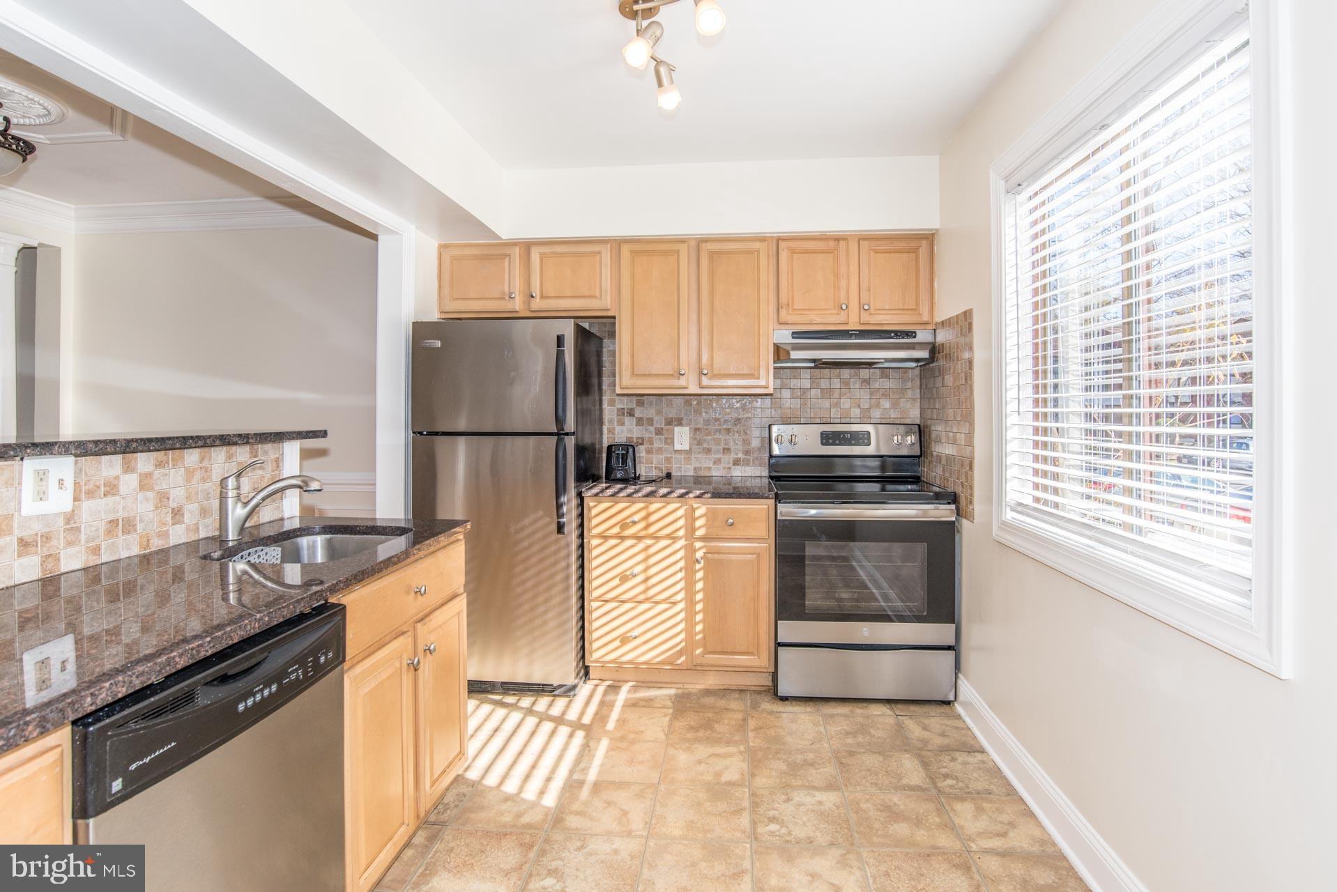 2306 EMERALD HEIGHTS COURT