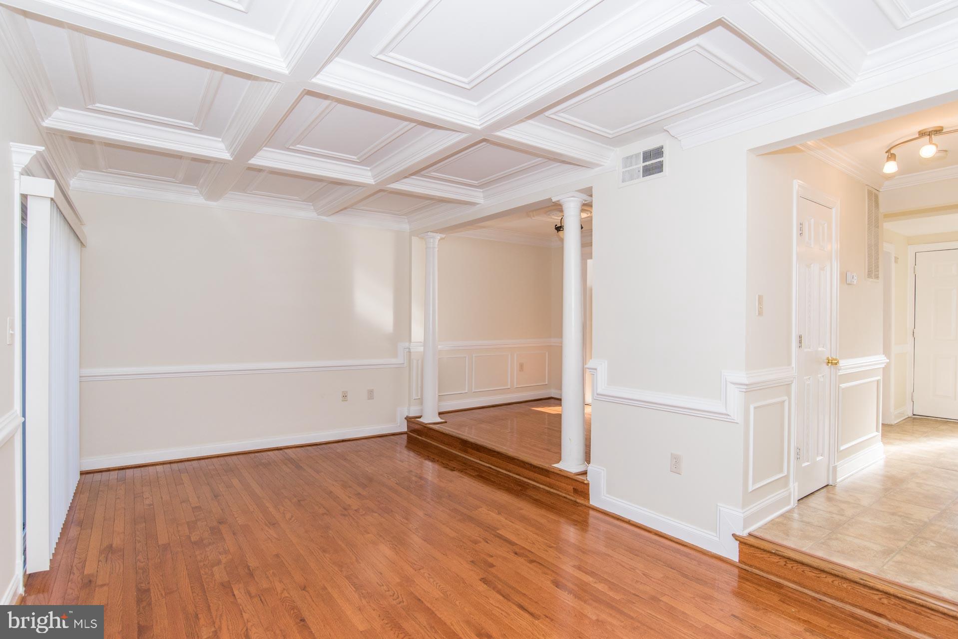 2306 EMERALD HEIGHTS COURT