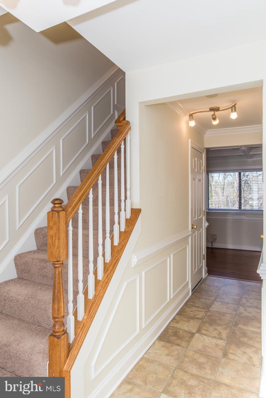 2306 EMERALD HEIGHTS COURT