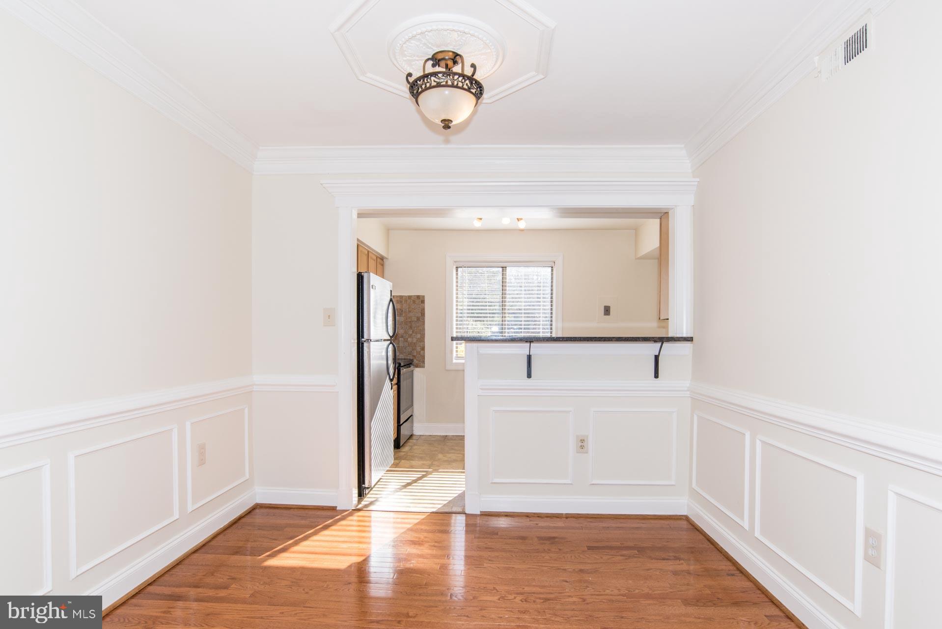 2306 EMERALD HEIGHTS COURT