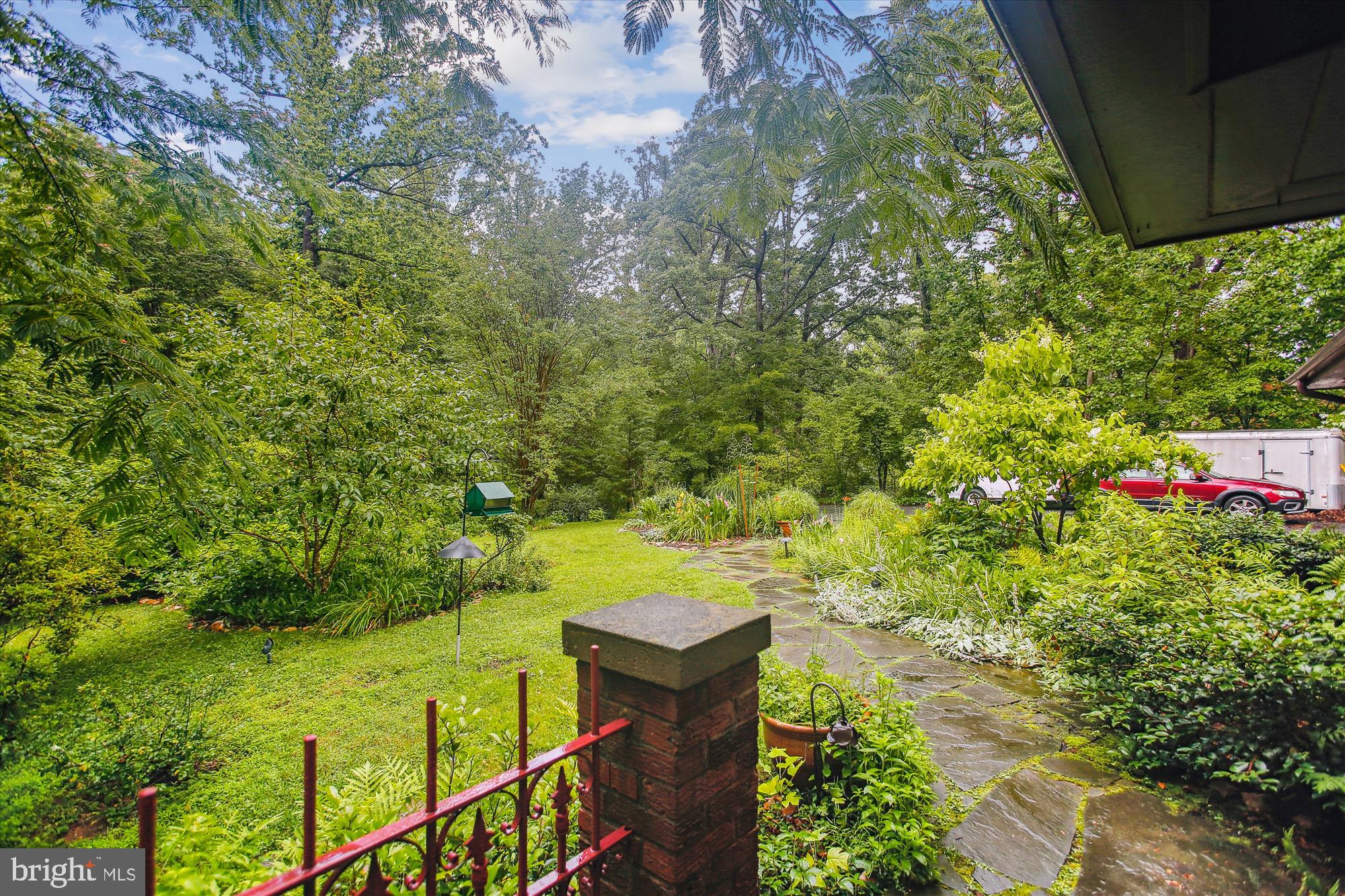 6662 VAN WINKLE DRIVE