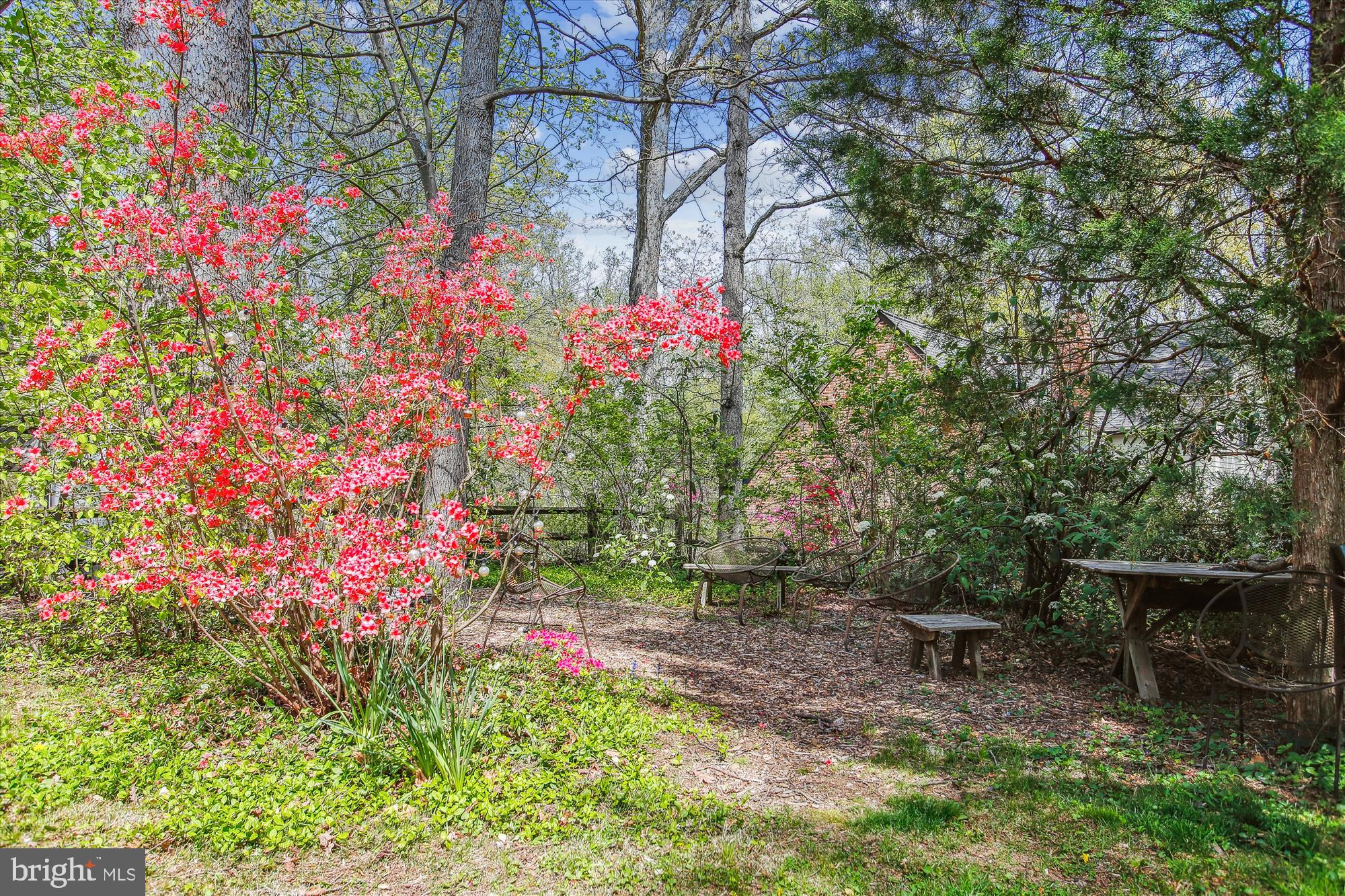 6662 VAN WINKLE DRIVE