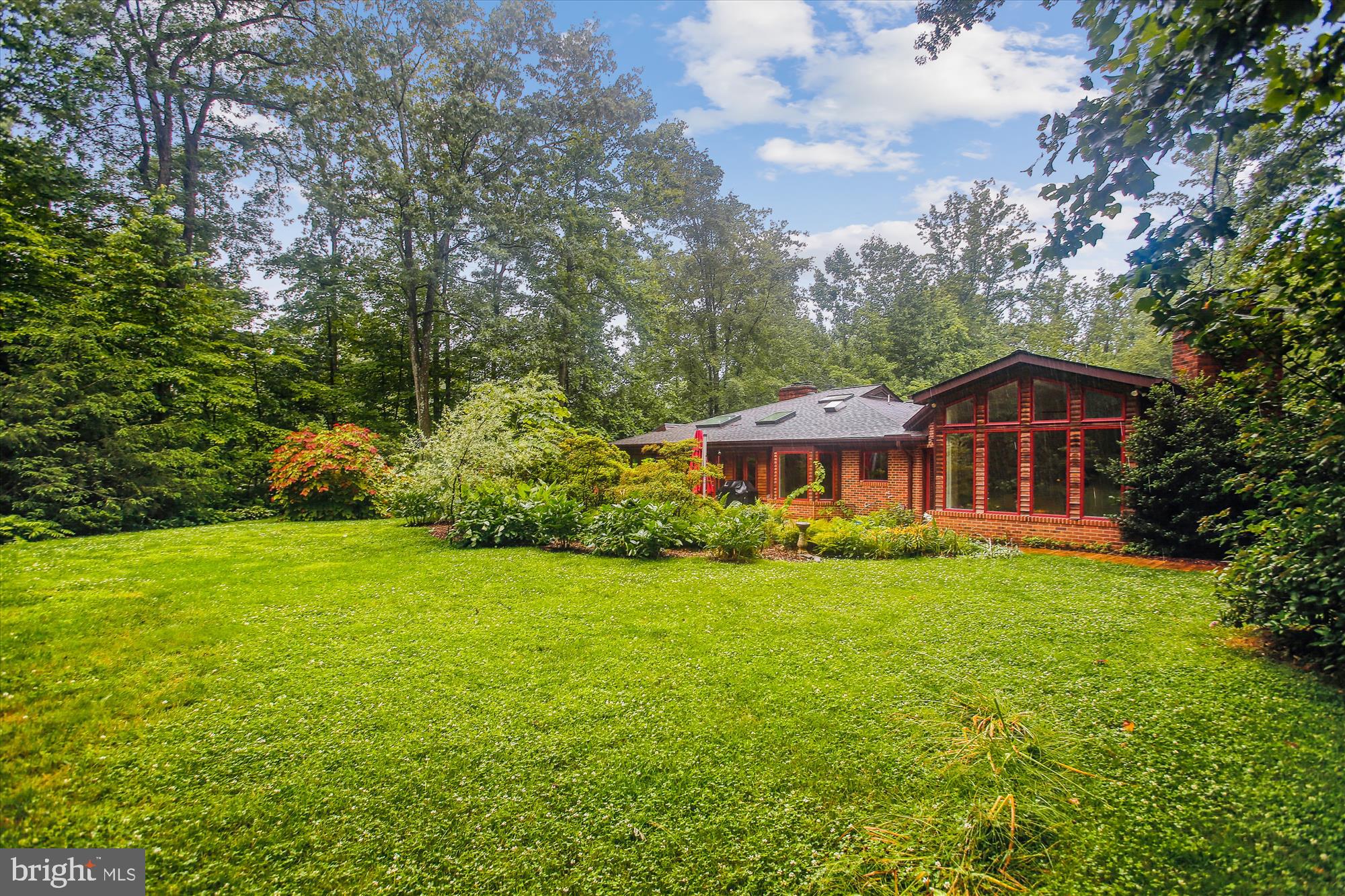 6662 VAN WINKLE DRIVE