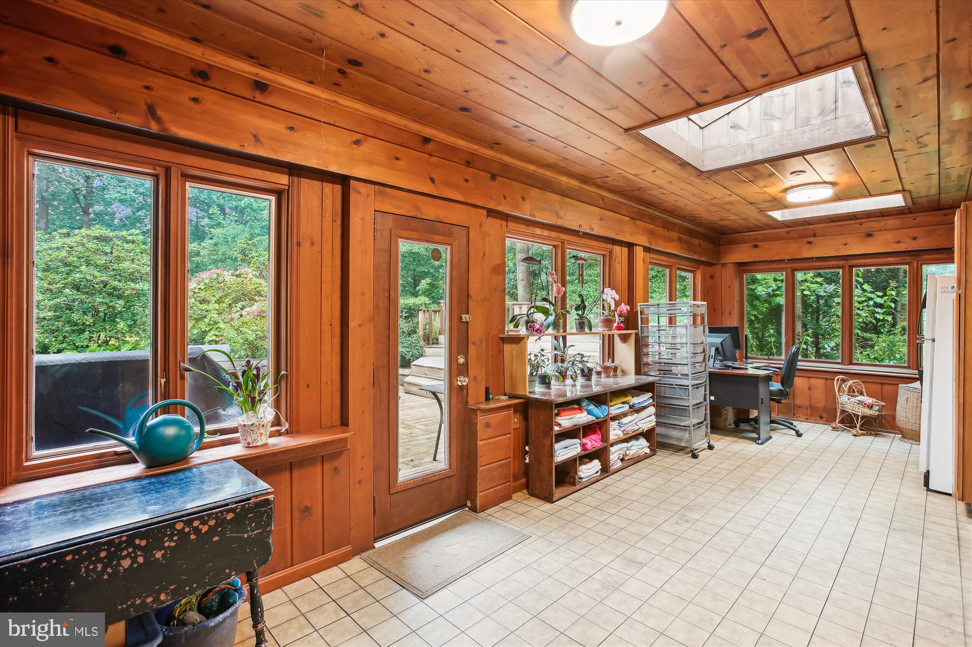 6662 VAN WINKLE DRIVE