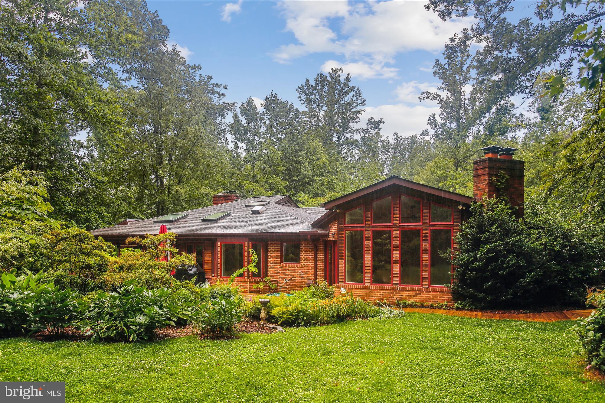 6662 VAN WINKLE DRIVE