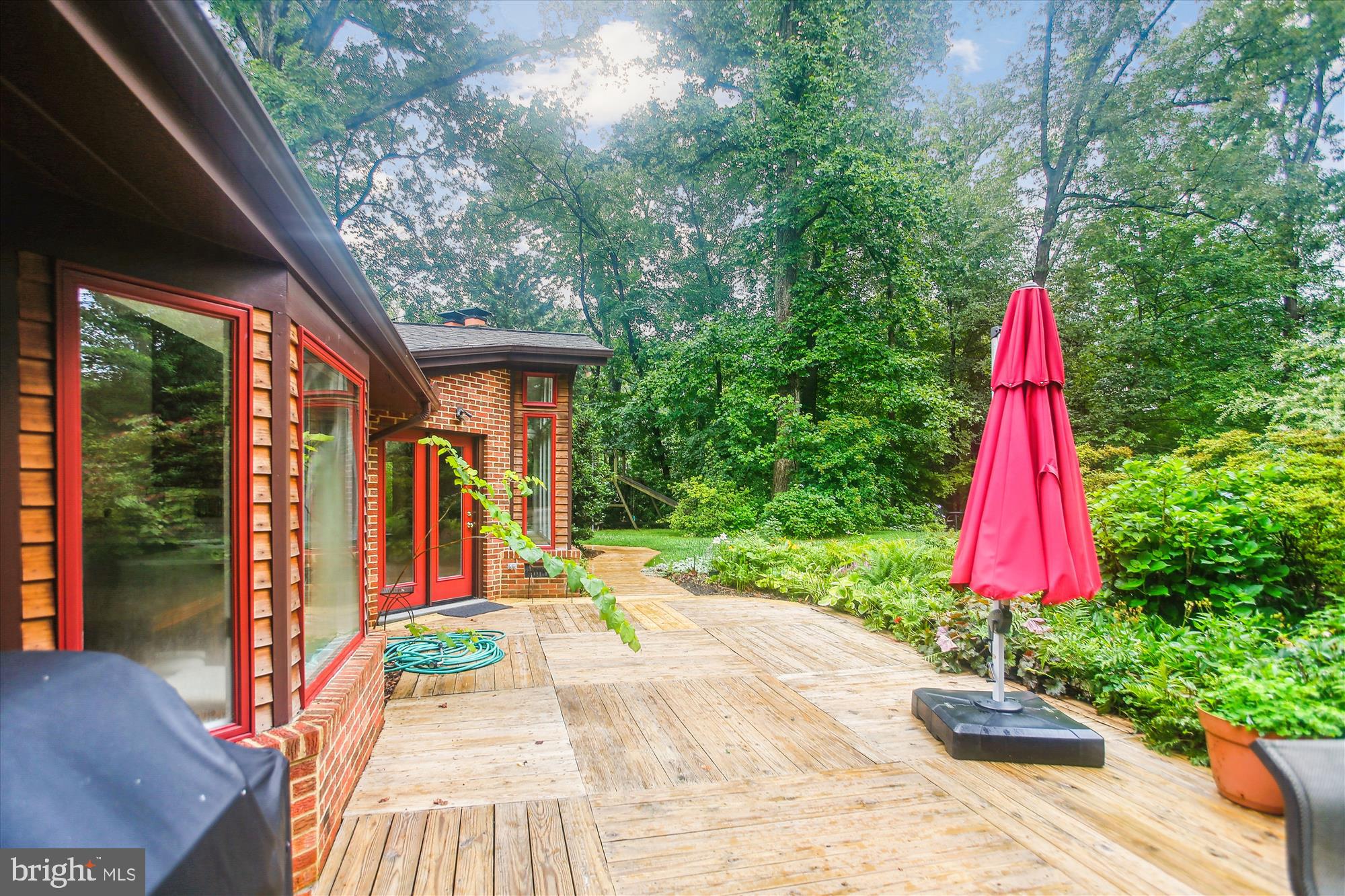 6662 VAN WINKLE DRIVE