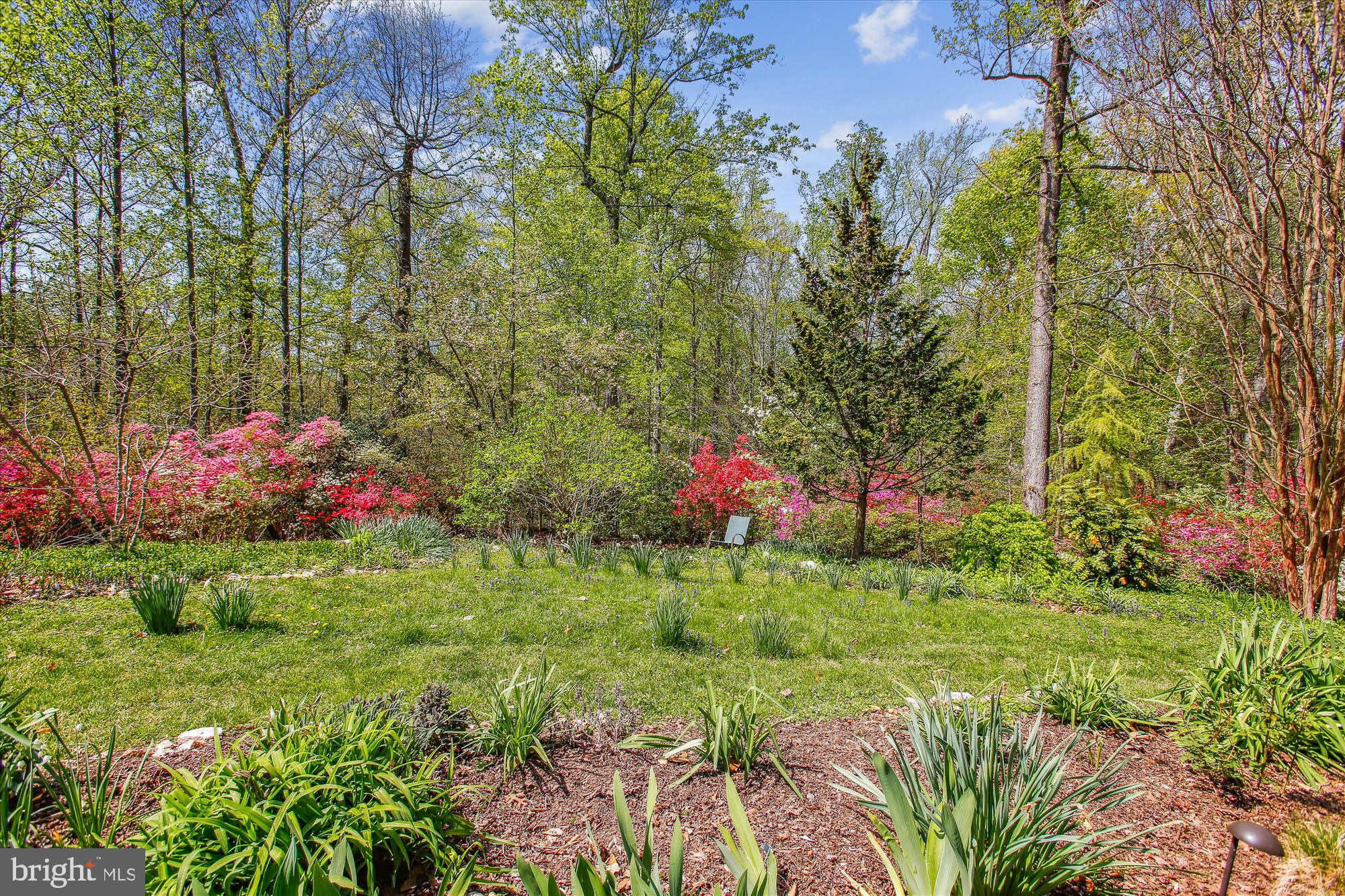 6662 VAN WINKLE DRIVE