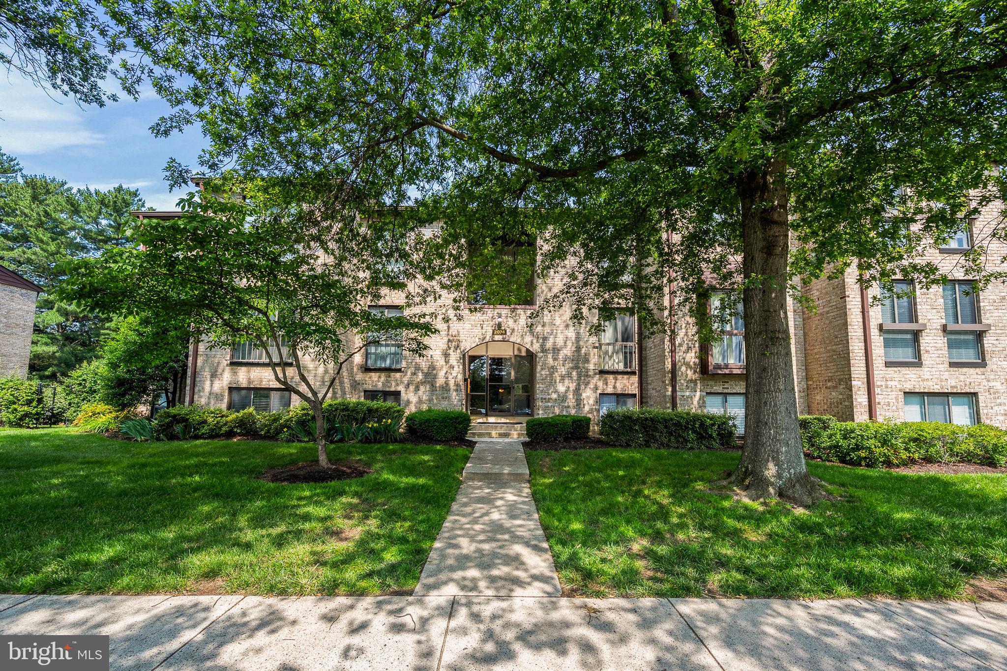 2074 ROYAL FERN COURT 1C