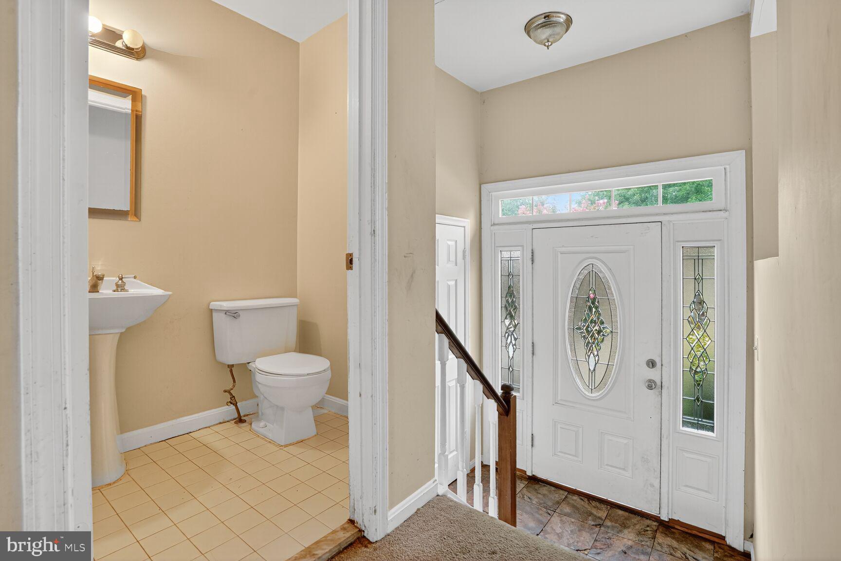 13920 BATON ROUGE COURT