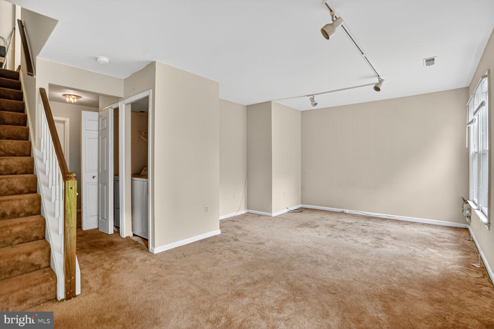 13920 BATON ROUGE COURT