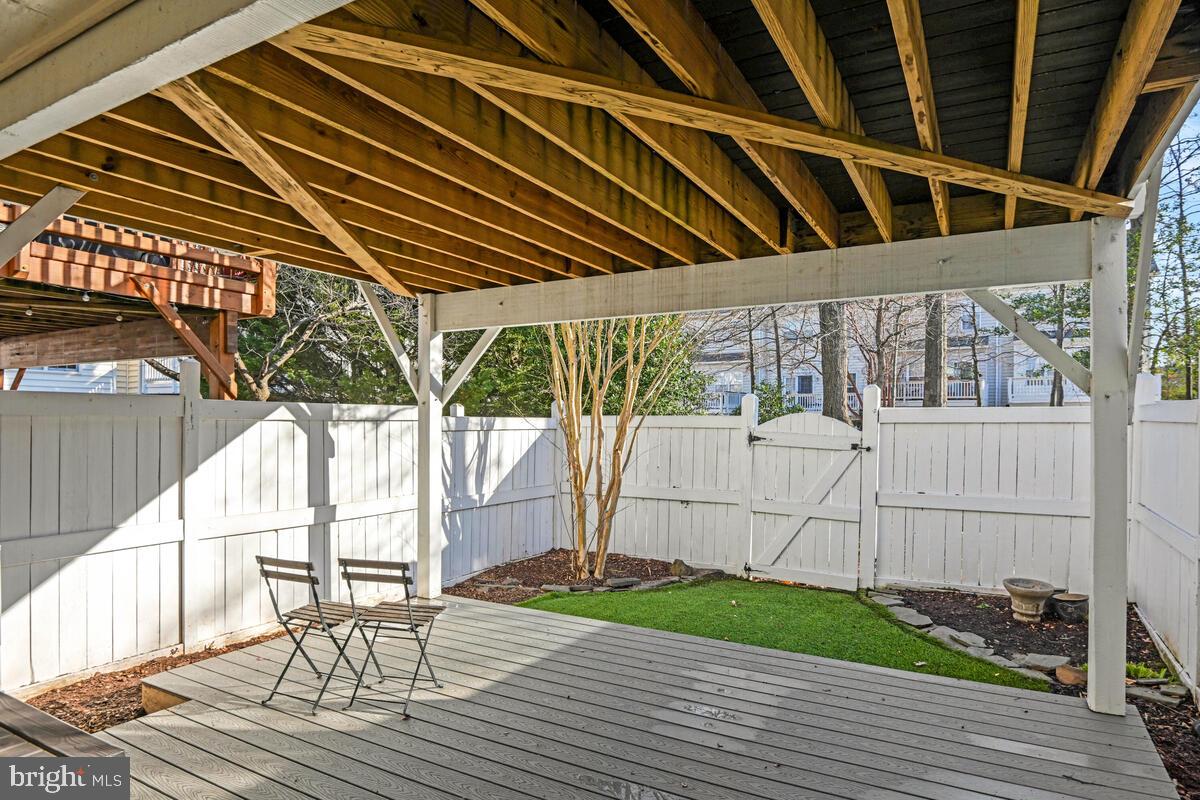 12025 EDGEMERE CIRCLE