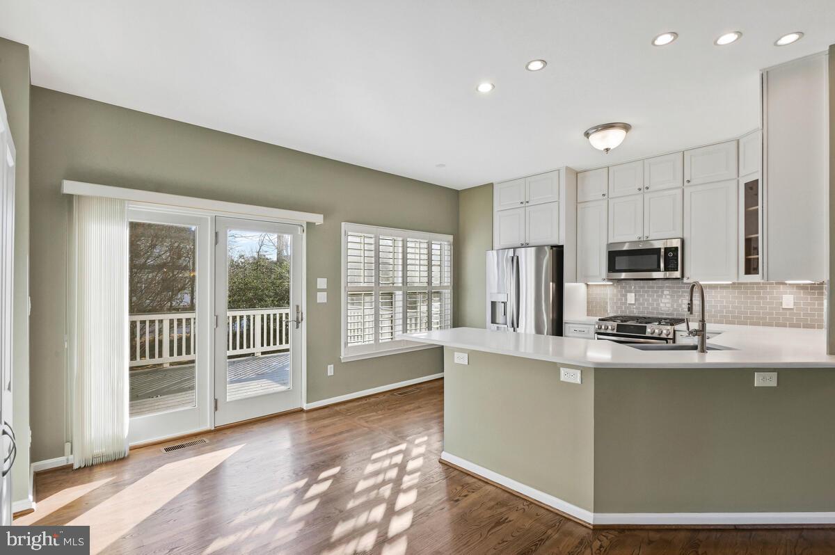 12025 EDGEMERE CIRCLE