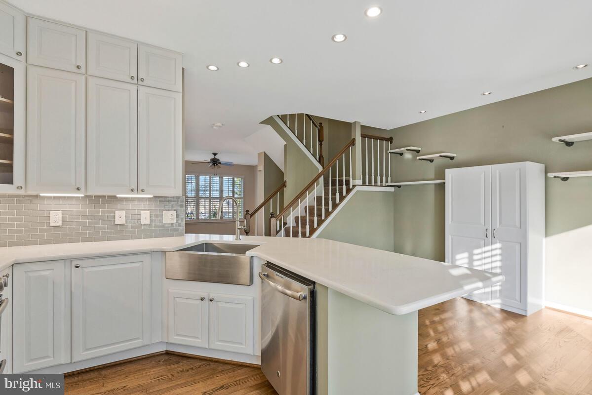 12025 EDGEMERE CIRCLE