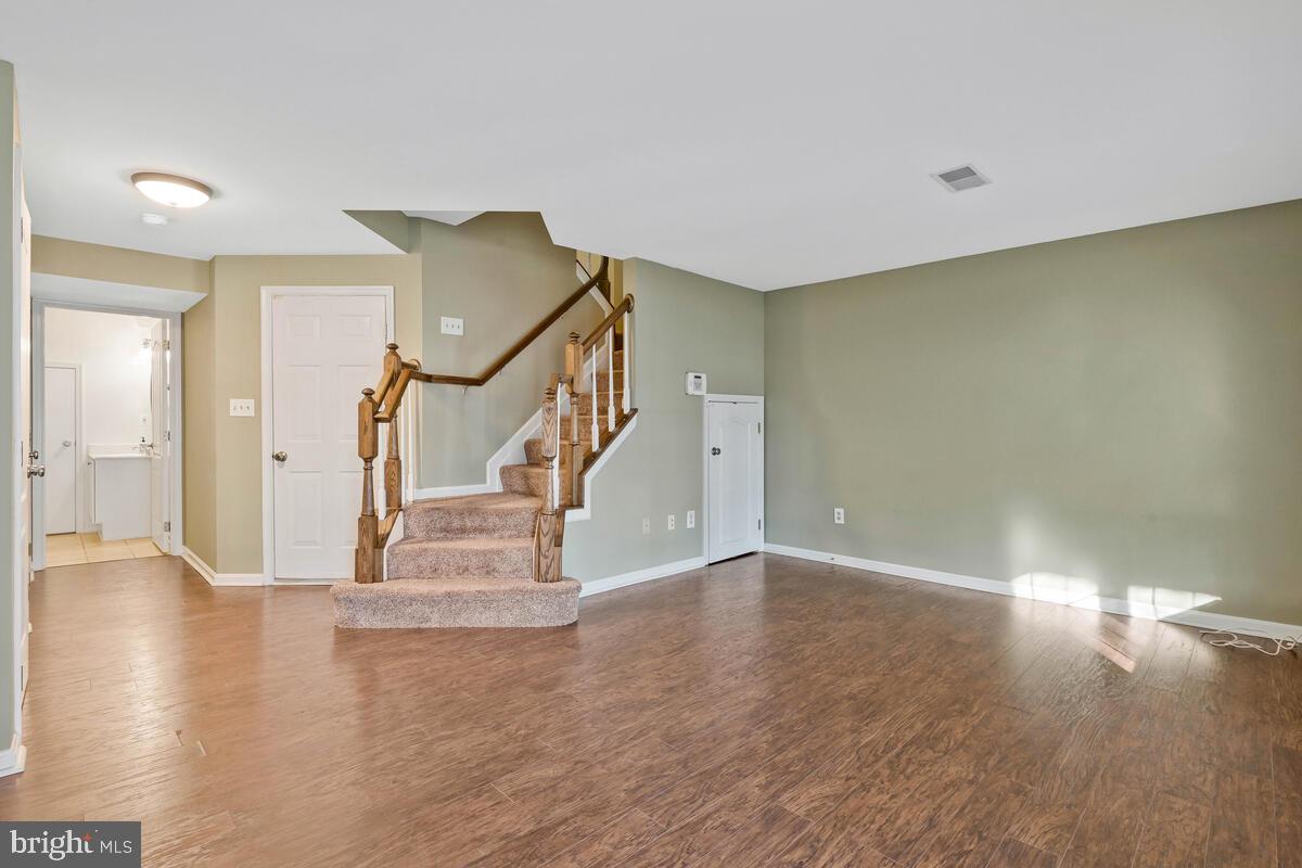 12025 EDGEMERE CIRCLE