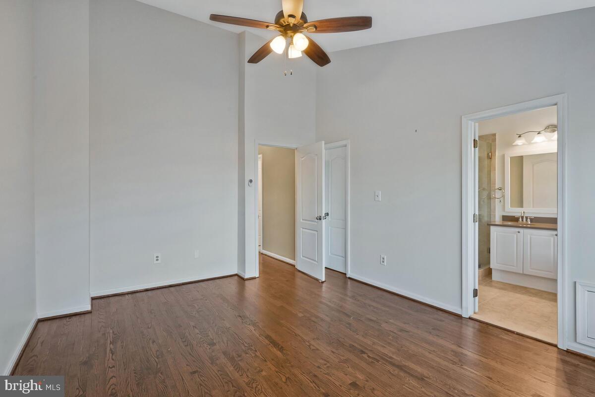 12025 EDGEMERE CIRCLE