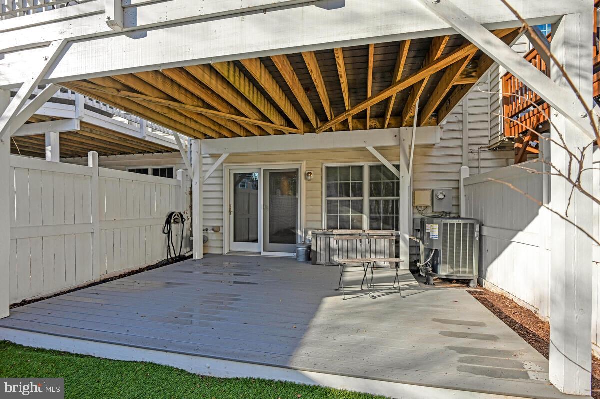 12025 EDGEMERE CIRCLE