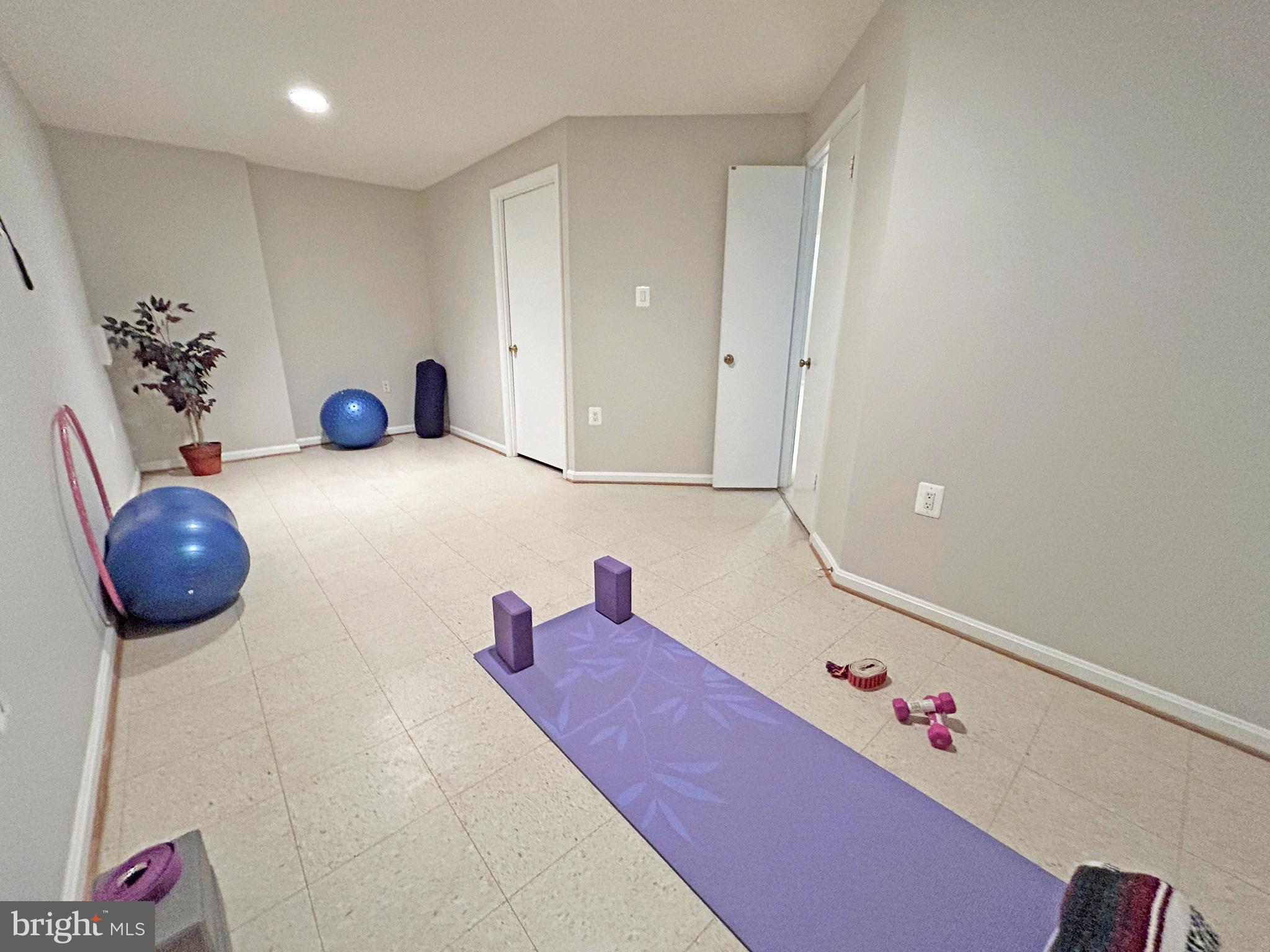 11931 SENTINEL POINT COURT