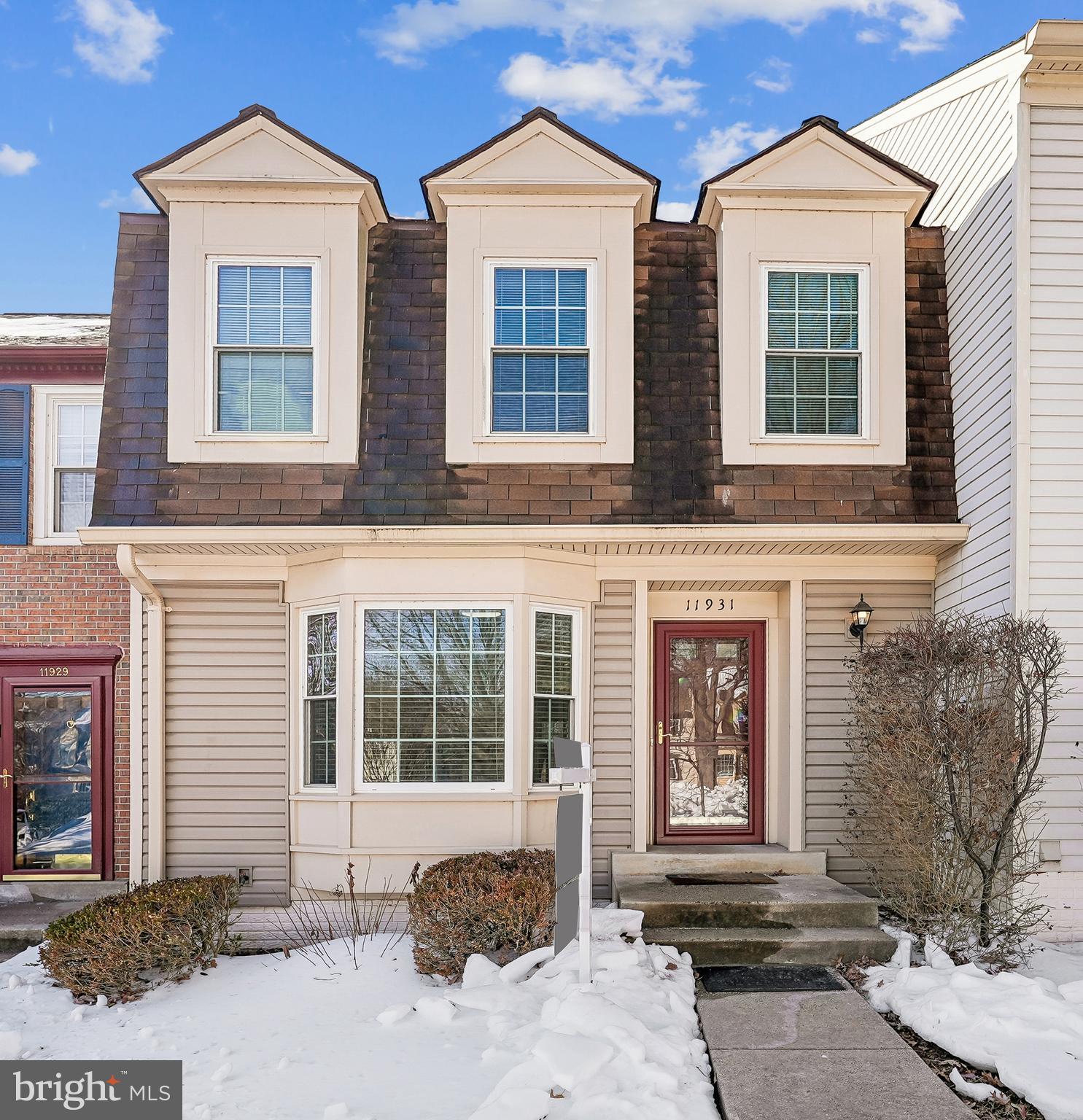 11931 SENTINEL POINT COURT