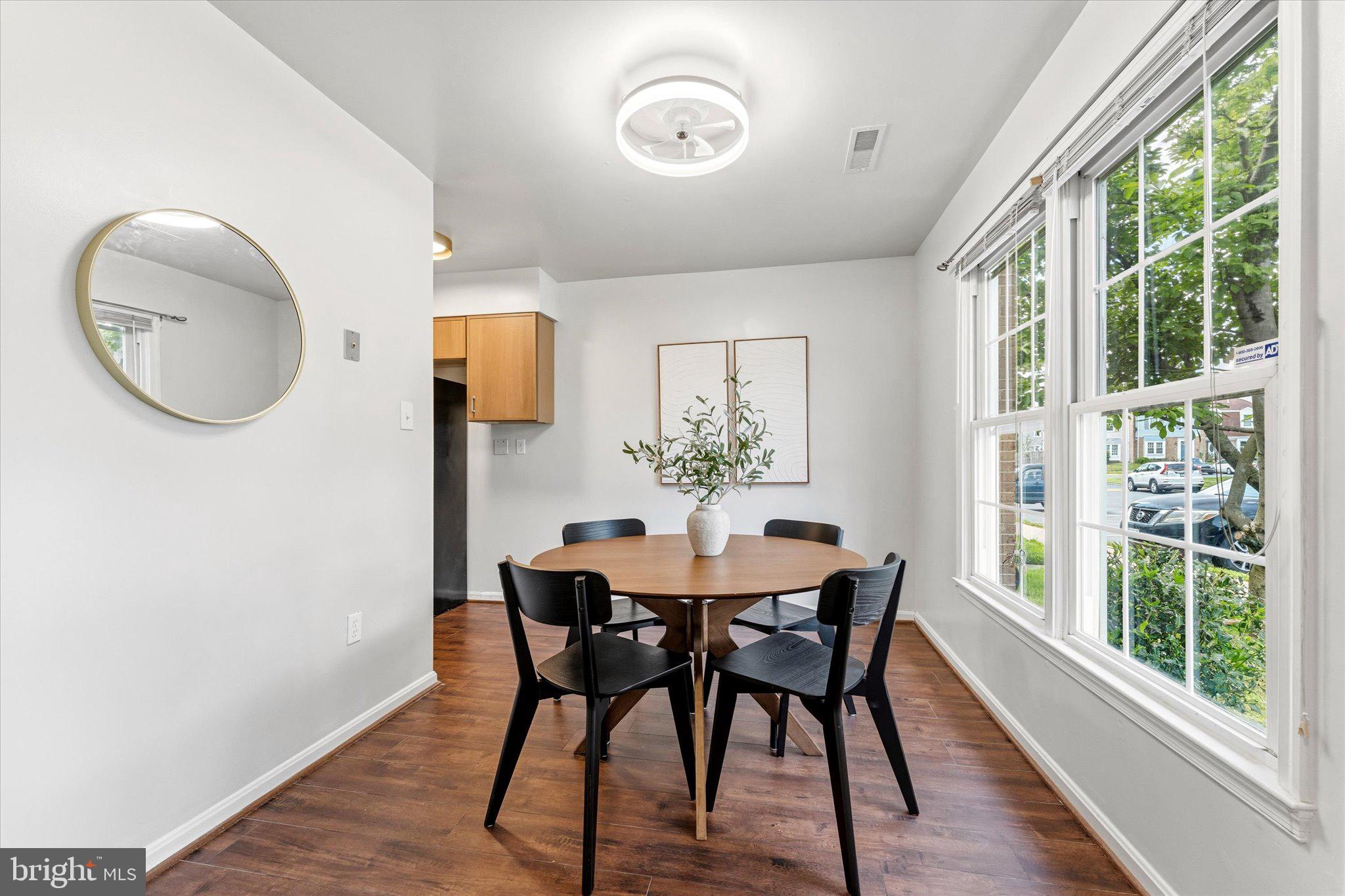 5838 BURKE MANOR COURT