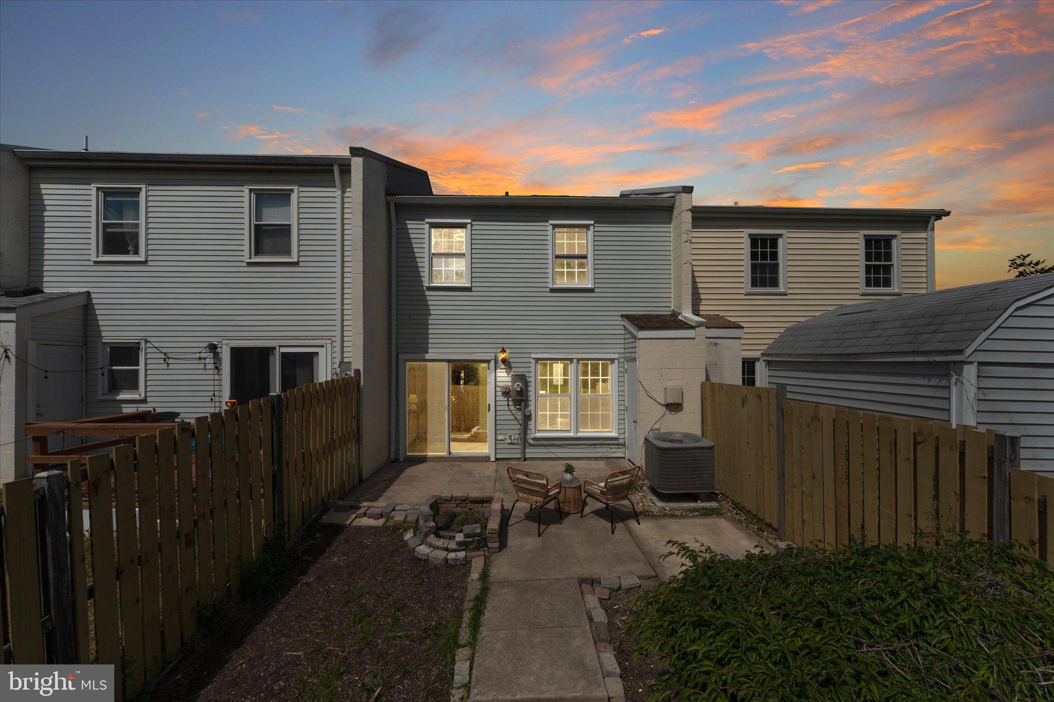5838 BURKE MANOR COURT