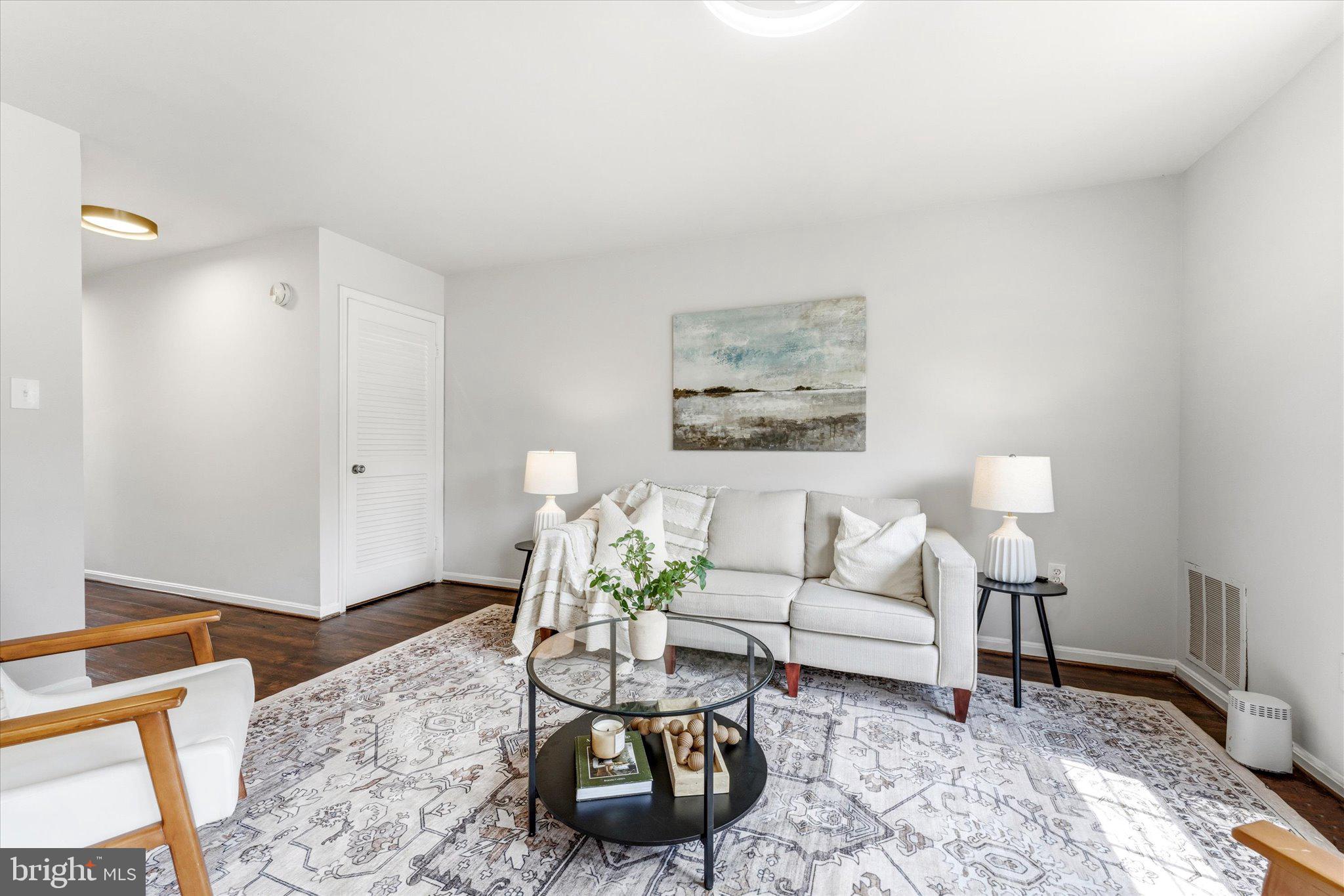 5838 BURKE MANOR COURT