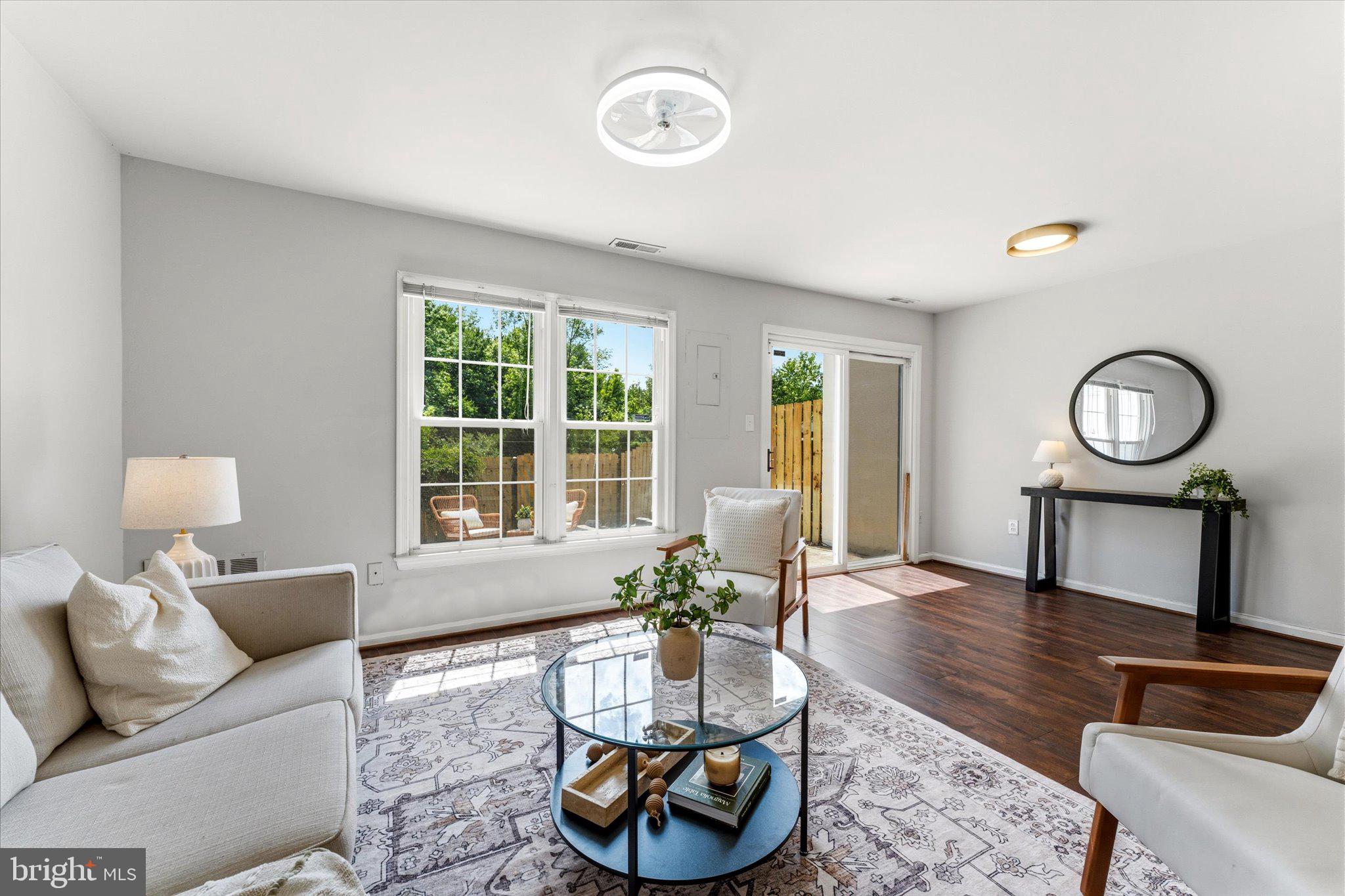 5838 BURKE MANOR COURT