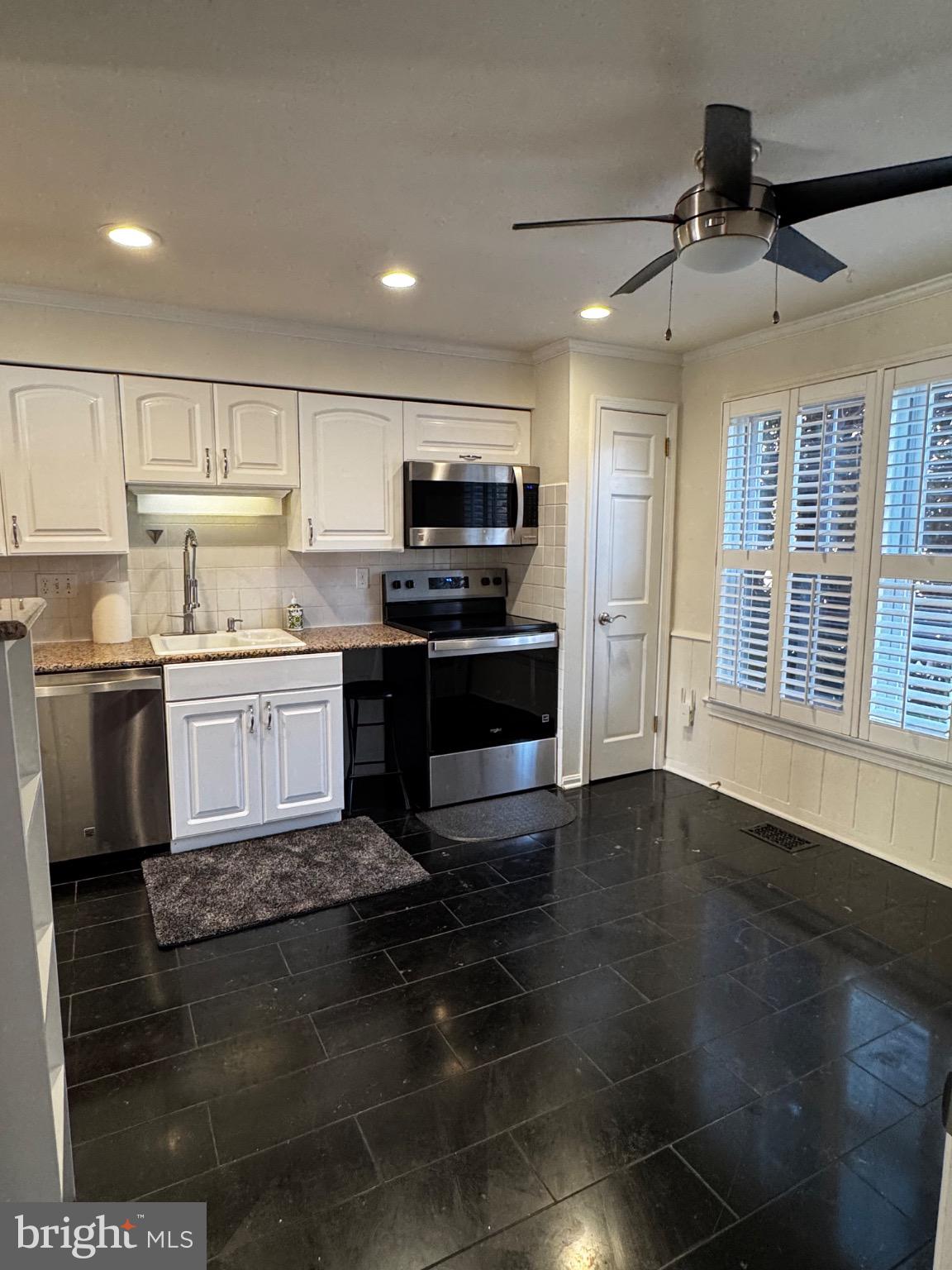 2614 WINDBREAK DRIVE