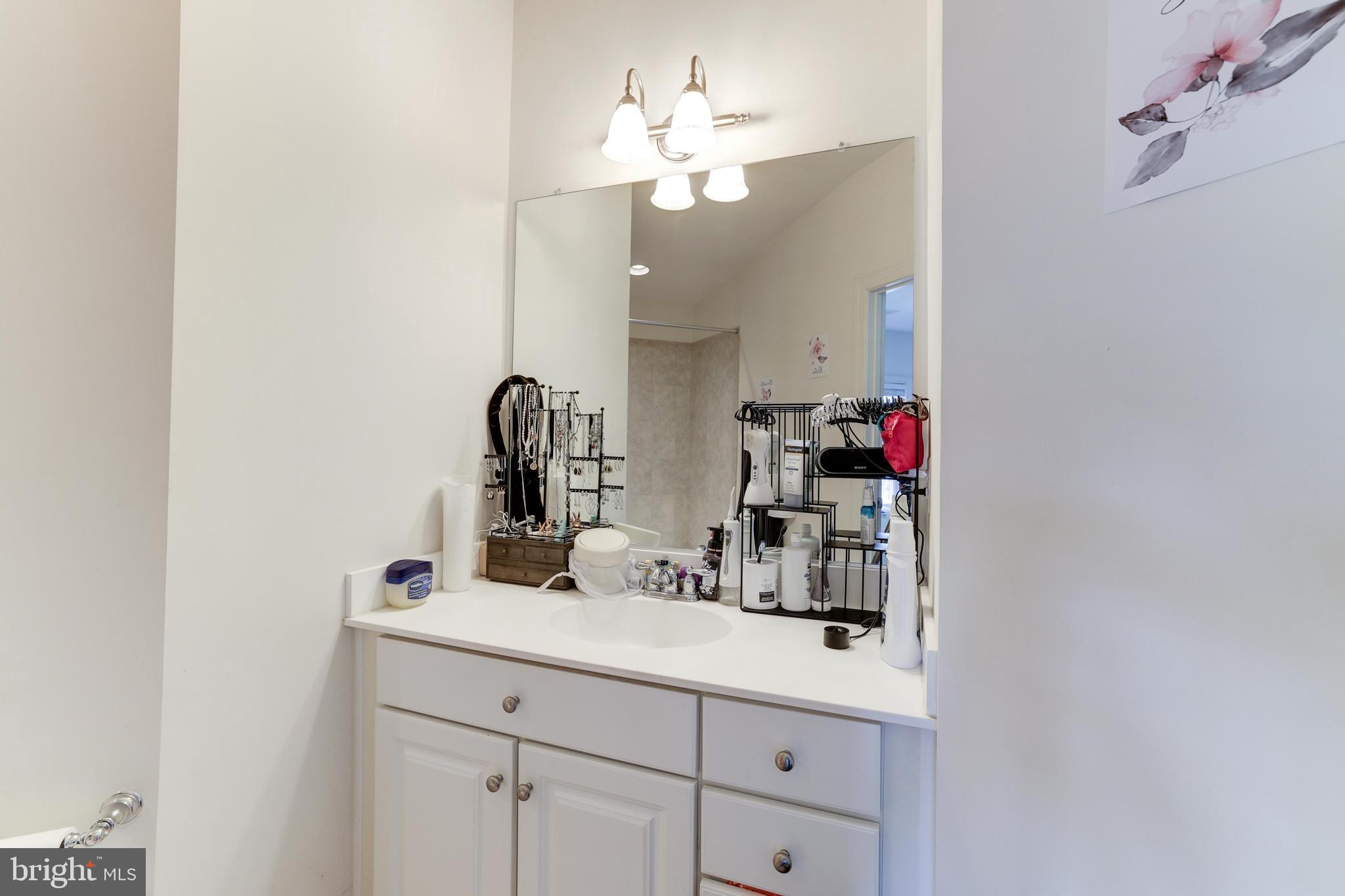 42573 IRON BIT PLACE