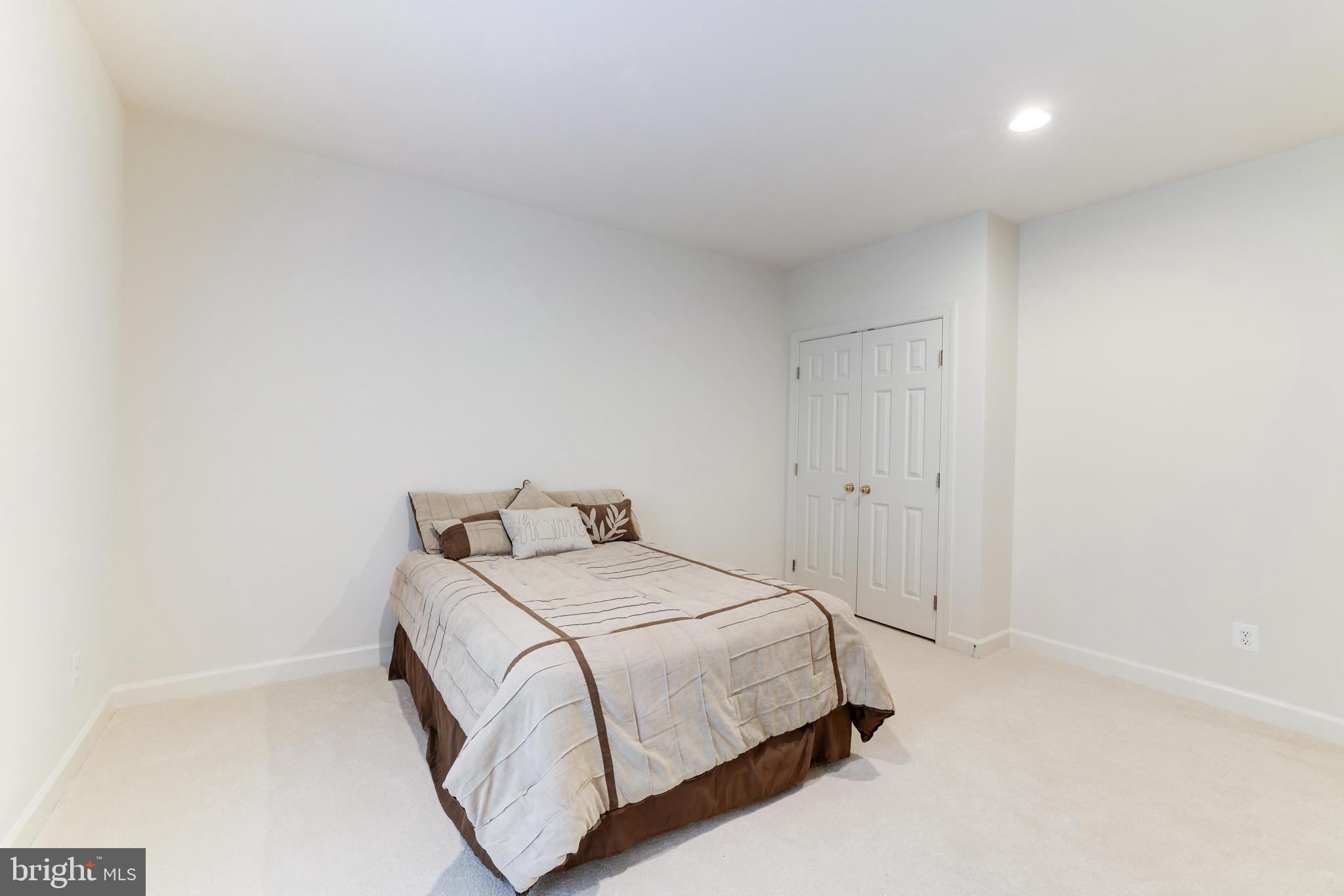 42573 IRON BIT PLACE